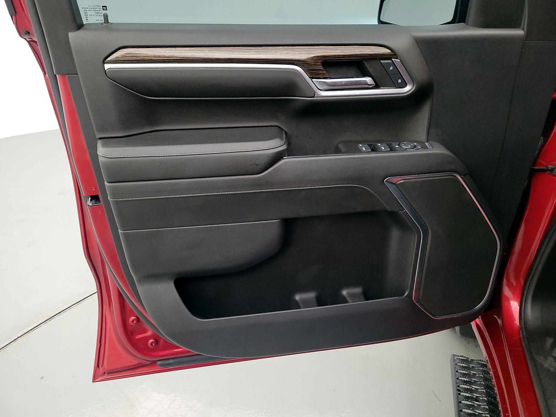 Thumbnail: 2024 GMC Sierra 1500 - 12