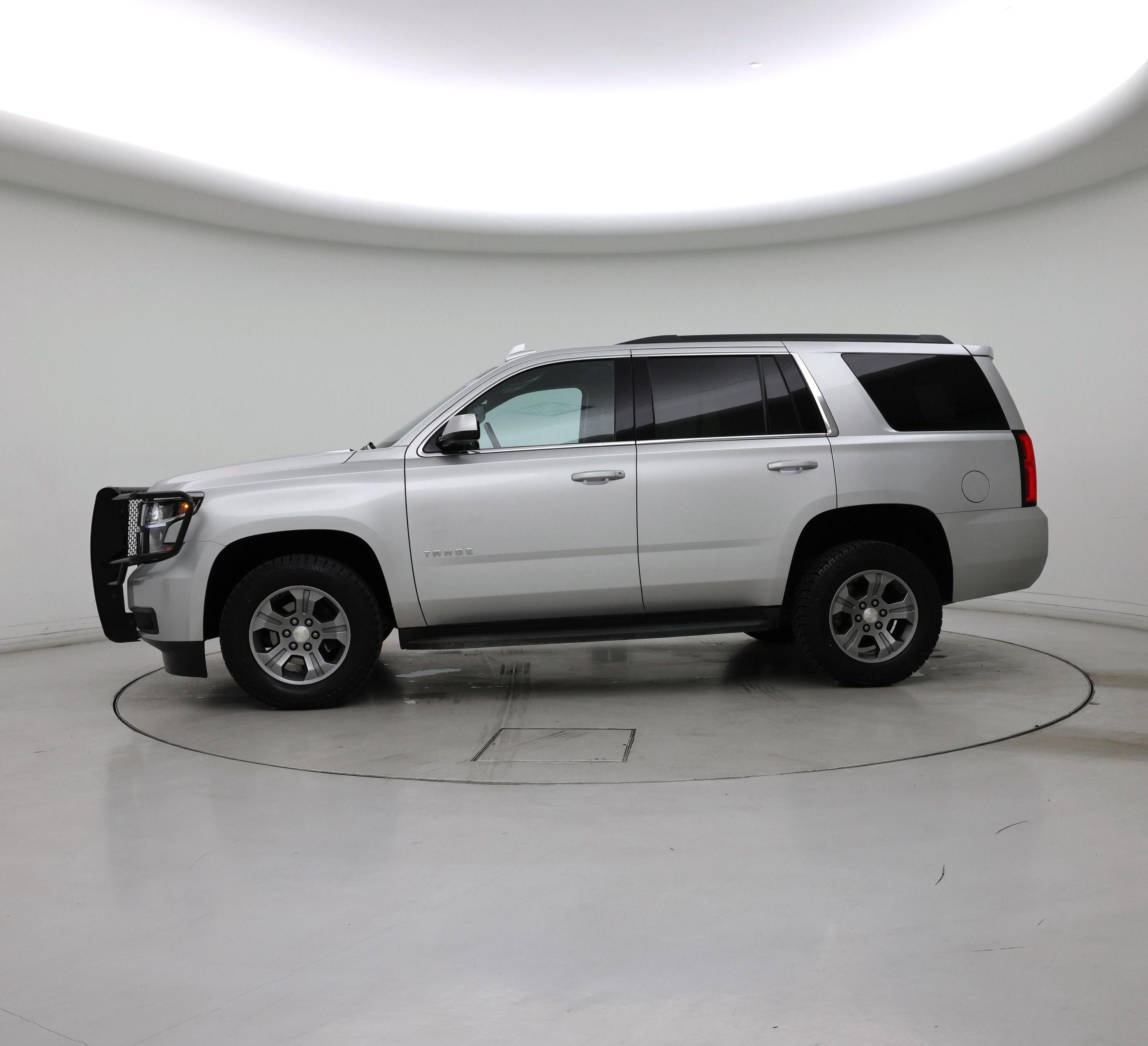 Thumbnail: 2019 Chevrolet Tahoe - 3