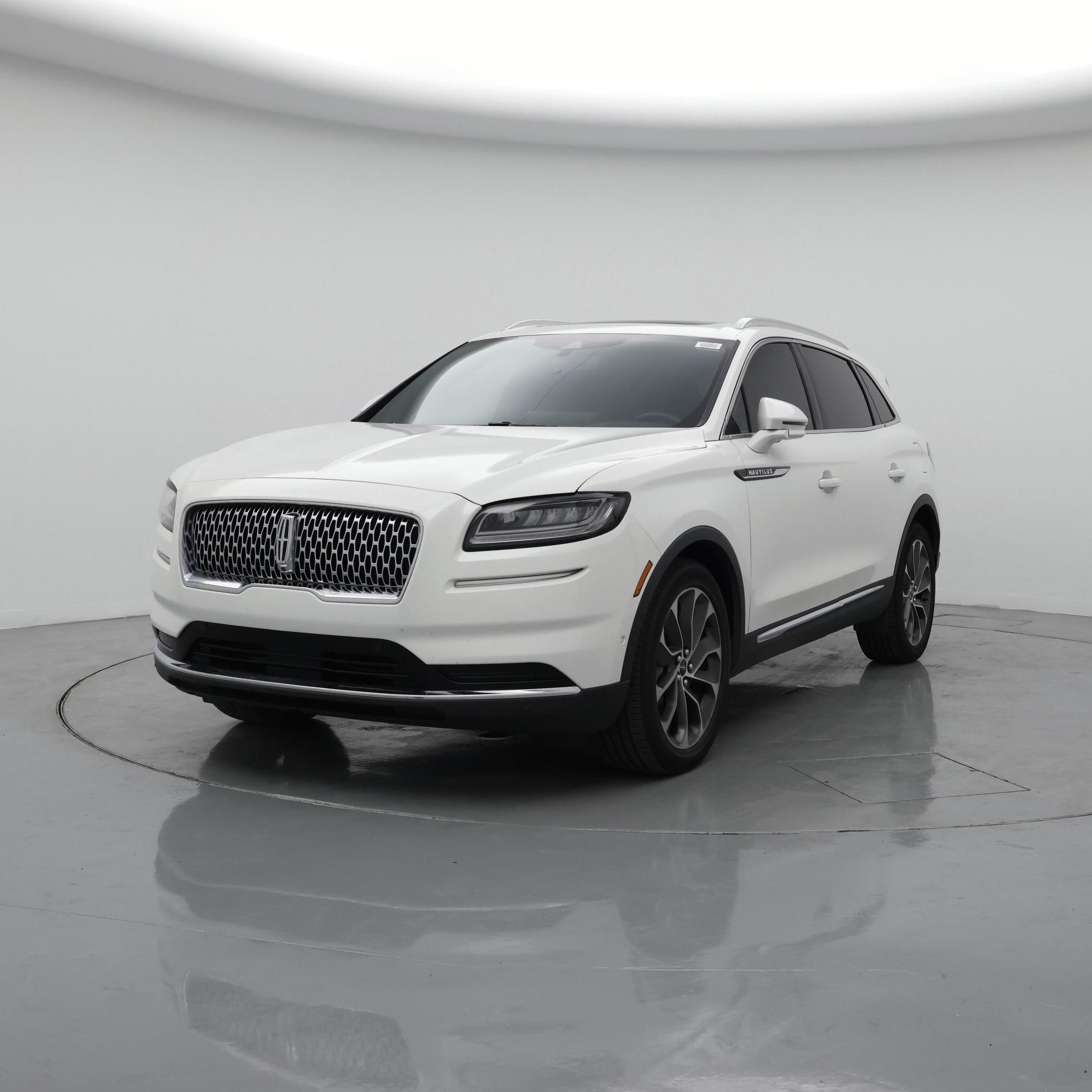 Thumbnail: 2023 Lincoln Nautilus - 4