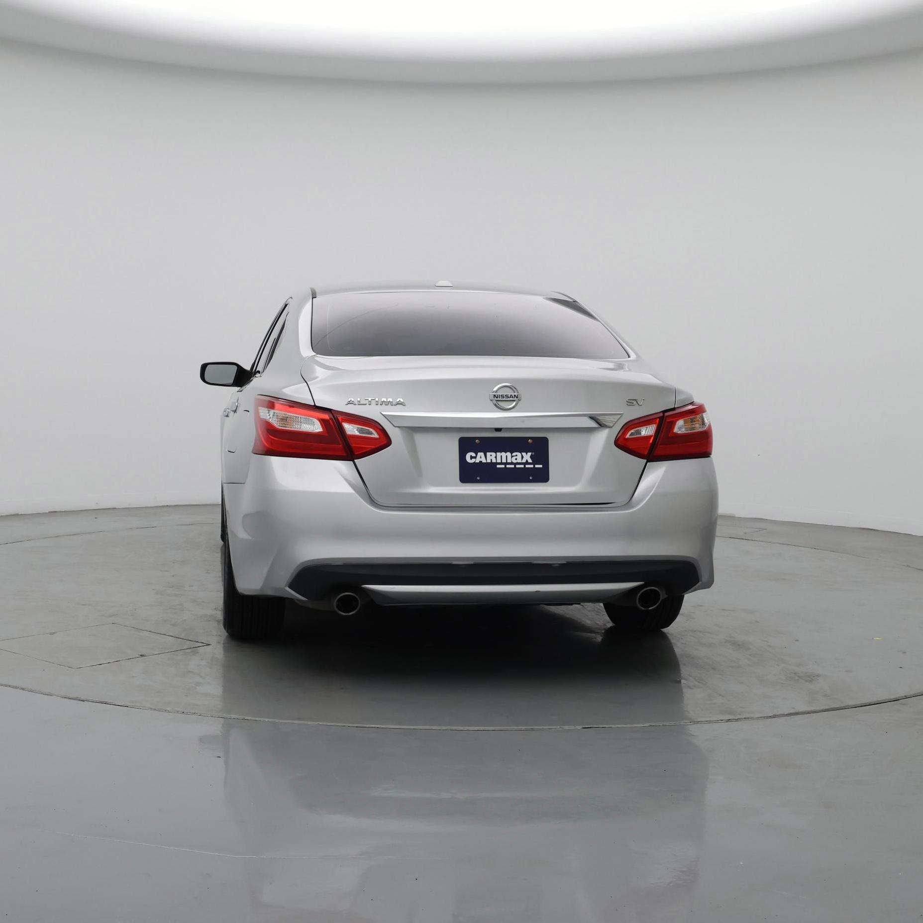 Thumbnail: 2017 Nissan Altima - 6