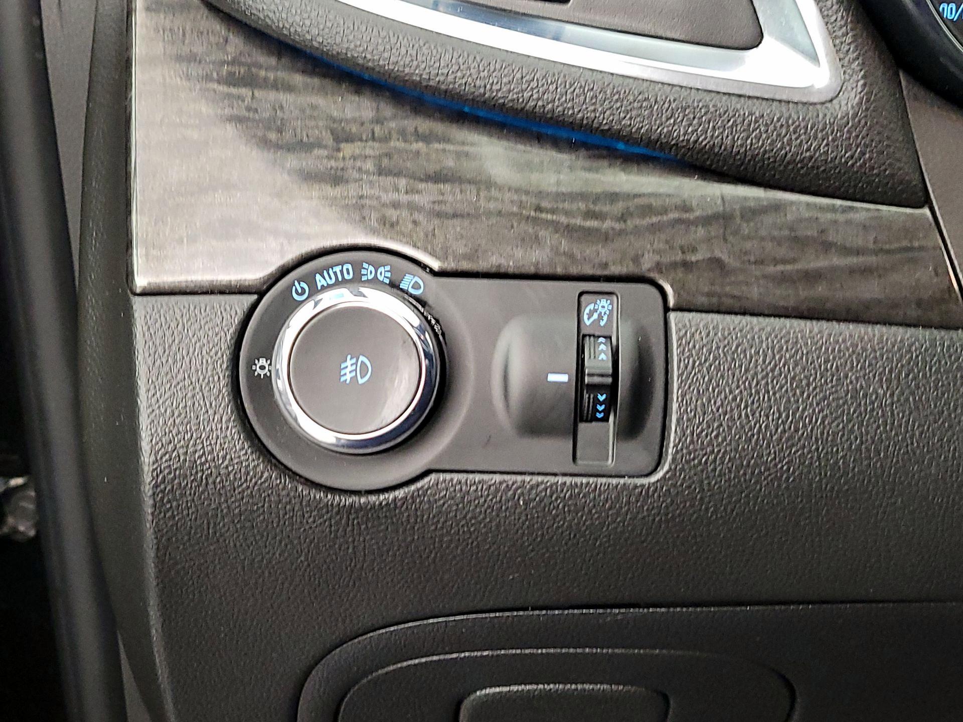 Thumbnail: 2016 Buick Encore - 13