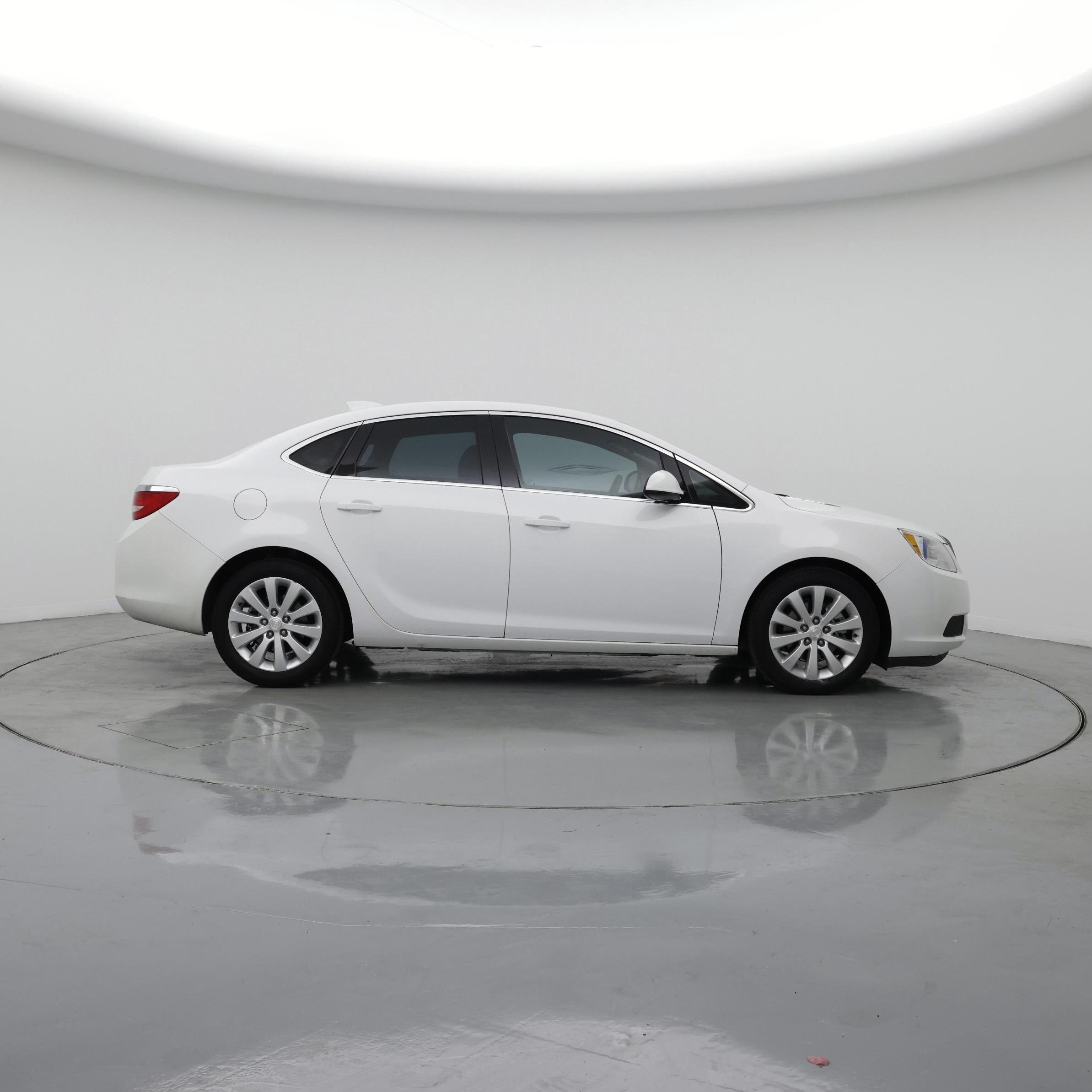 Thumbnail: 2016 Buick Verano - 7