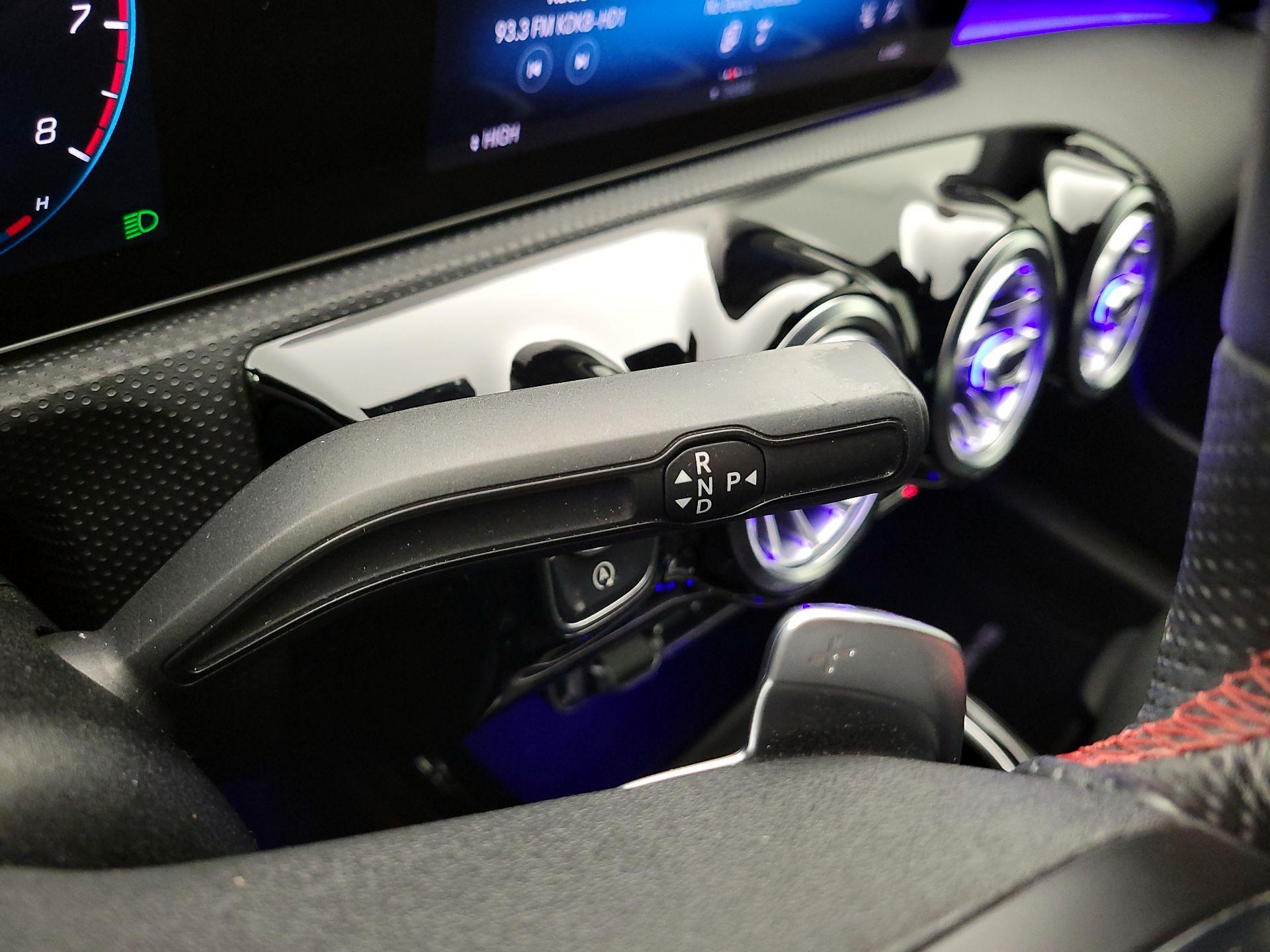 Thumbnail: 2020 Mercedes-Benz CLA - 17