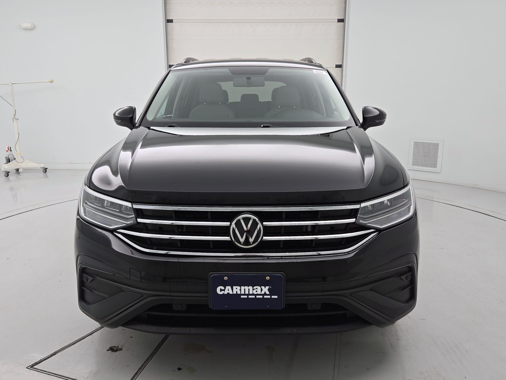 Thumbnail: 2022 Volkswagen Tiguan - 2