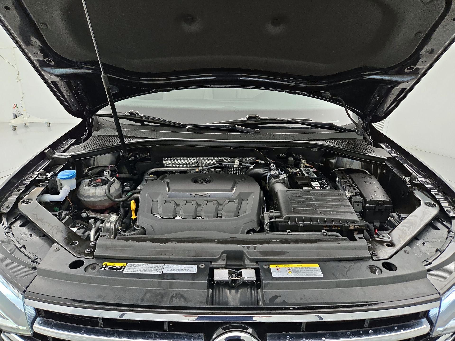 Thumbnail: 2022 Volkswagen Tiguan - 19