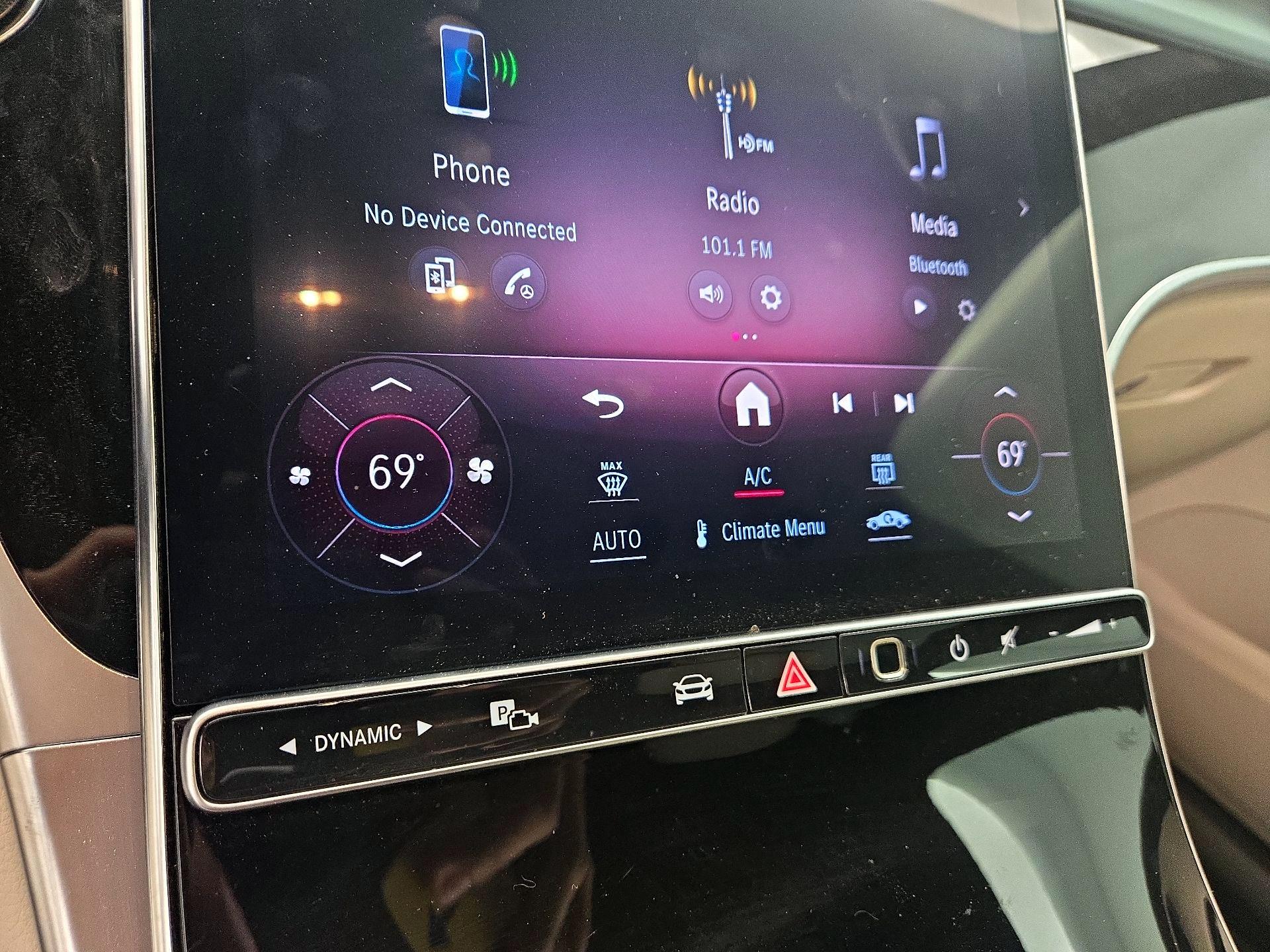 Thumbnail: 2023 Mercedes-Benz GLC - 16