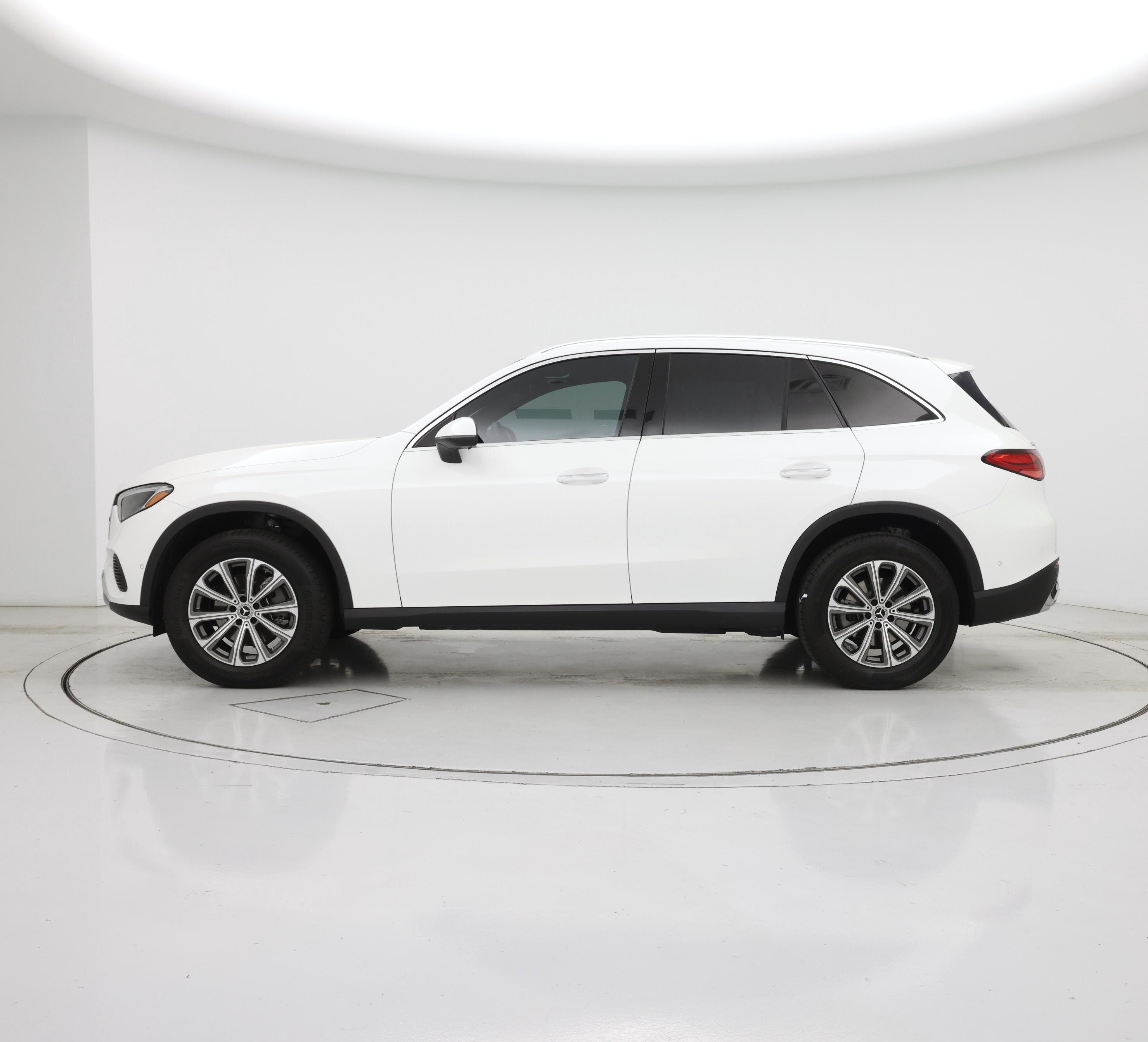 Thumbnail: 2023 Mercedes-Benz GLC - 3