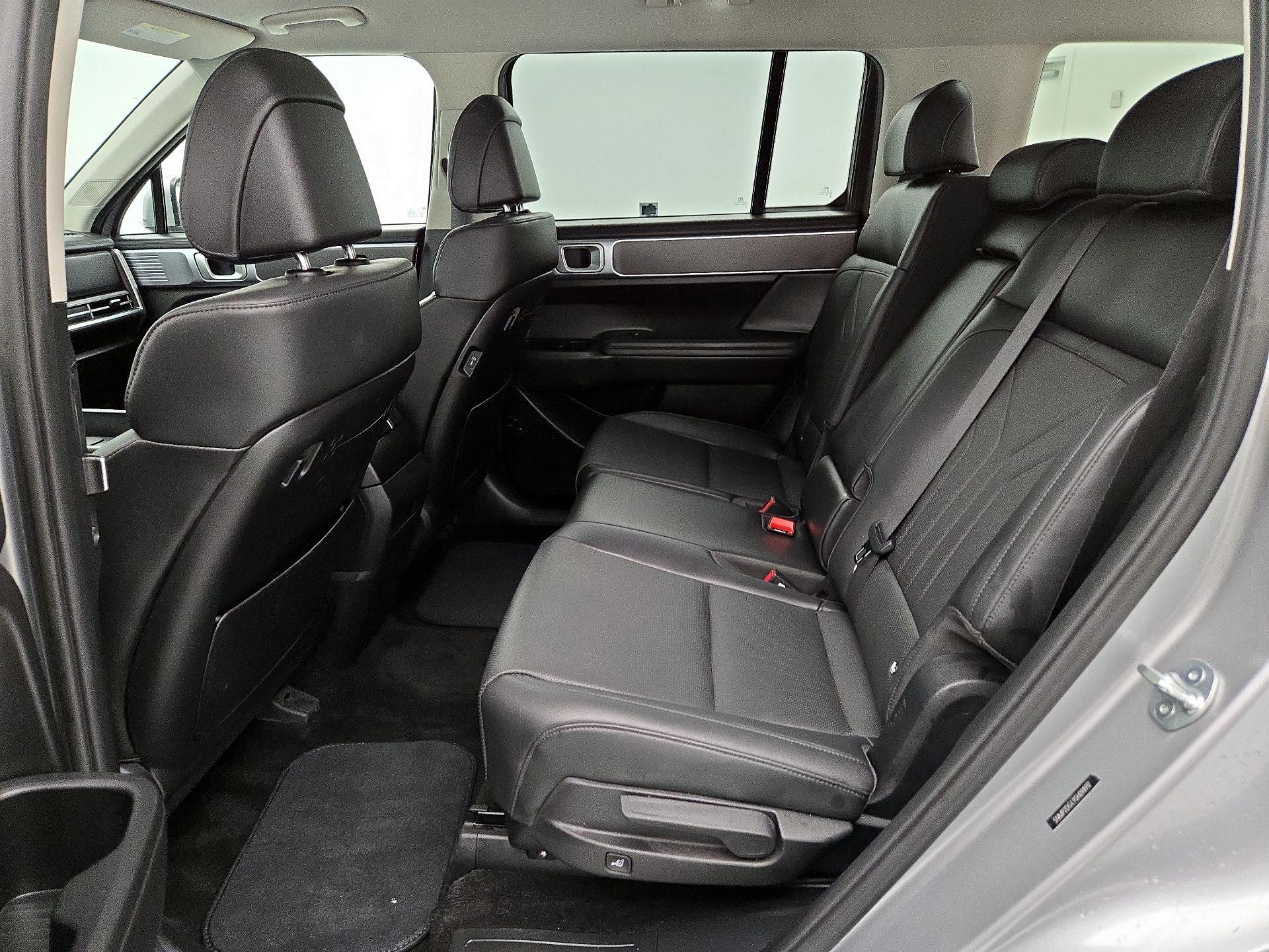 Thumbnail: 2025 Hyundai Santa Fe - 19