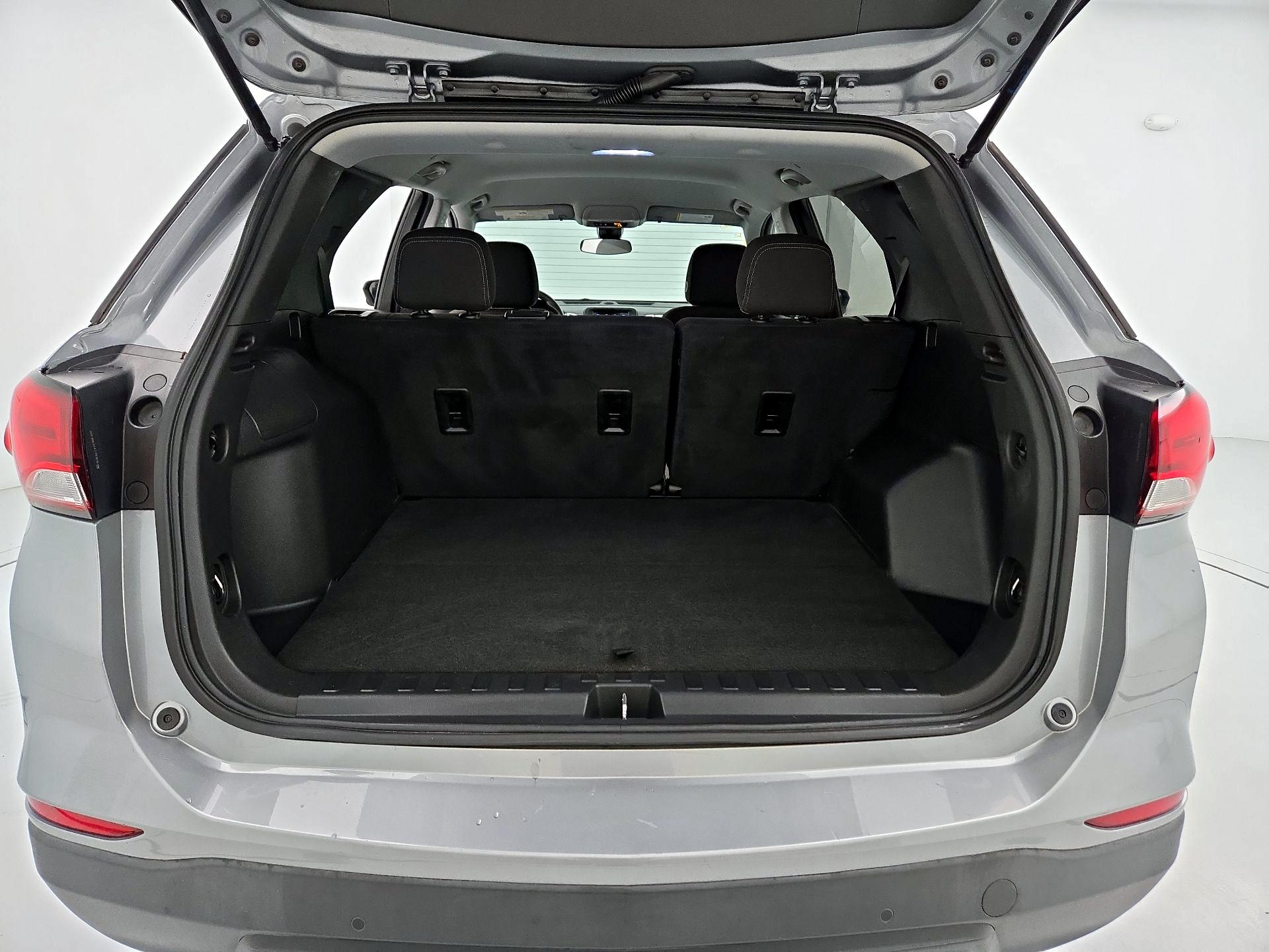 Thumbnail: 2023 Chevrolet Equinox - 20