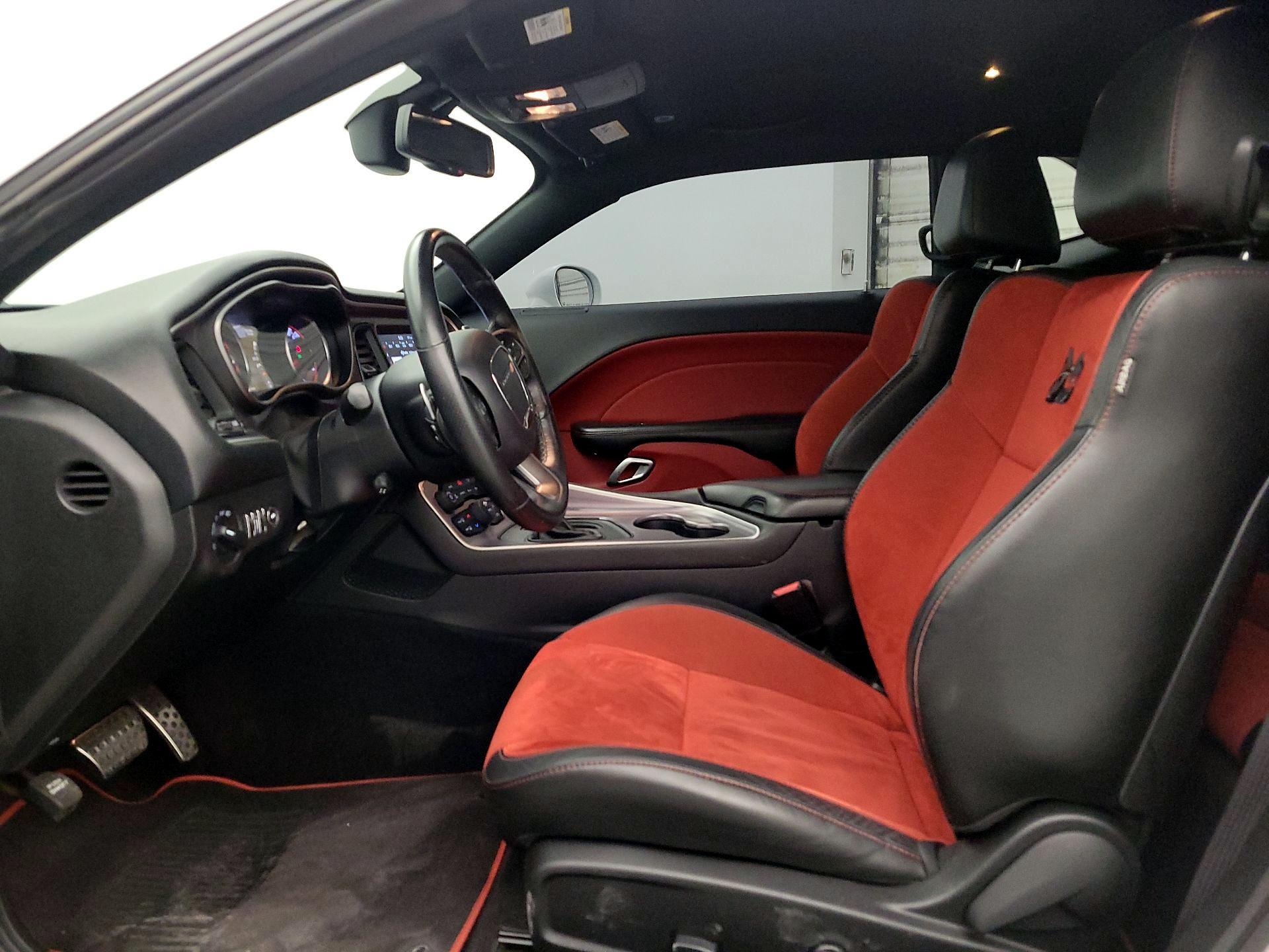 Thumbnail: 2019 Dodge Challenger - 11