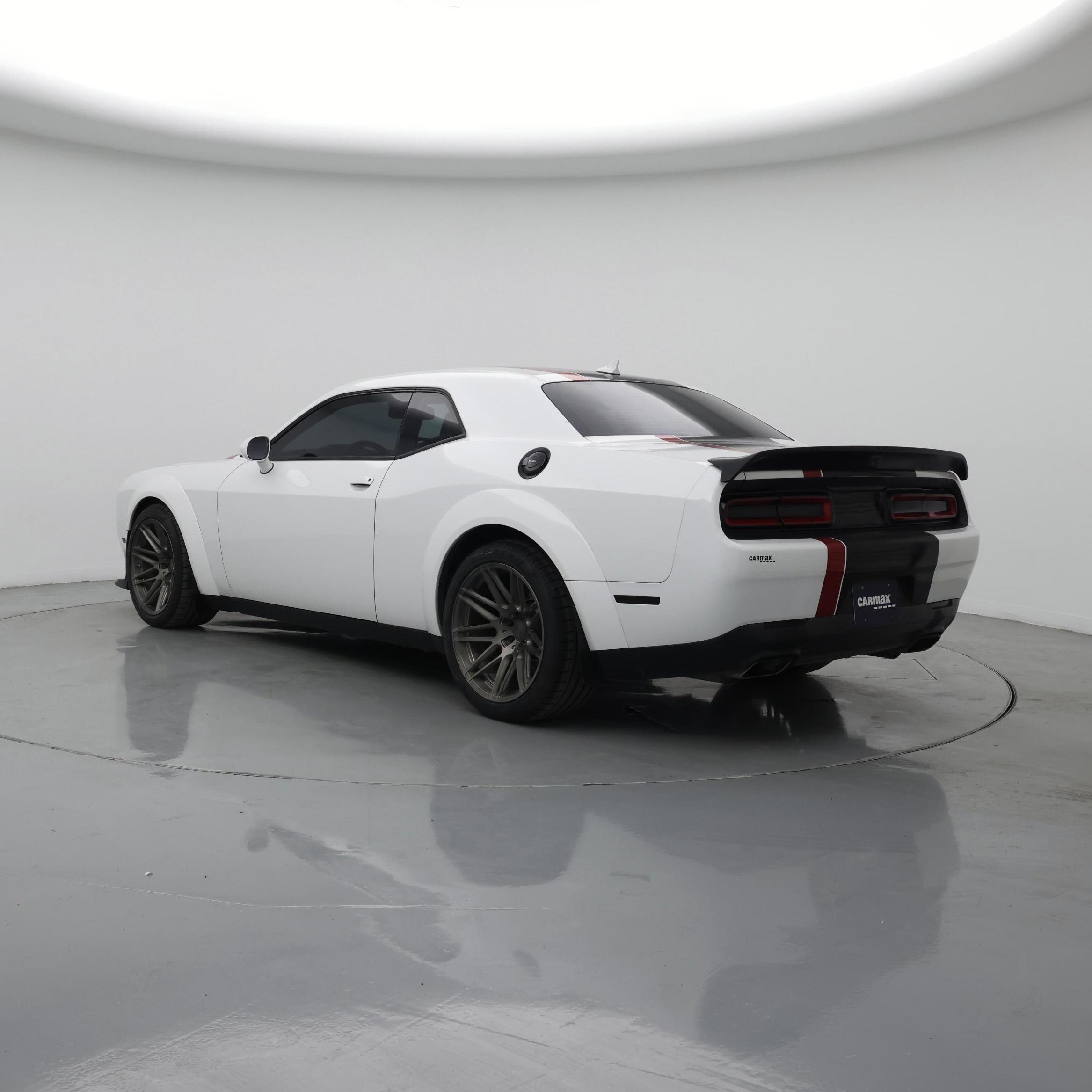 Thumbnail: 2019 Dodge Challenger - 2