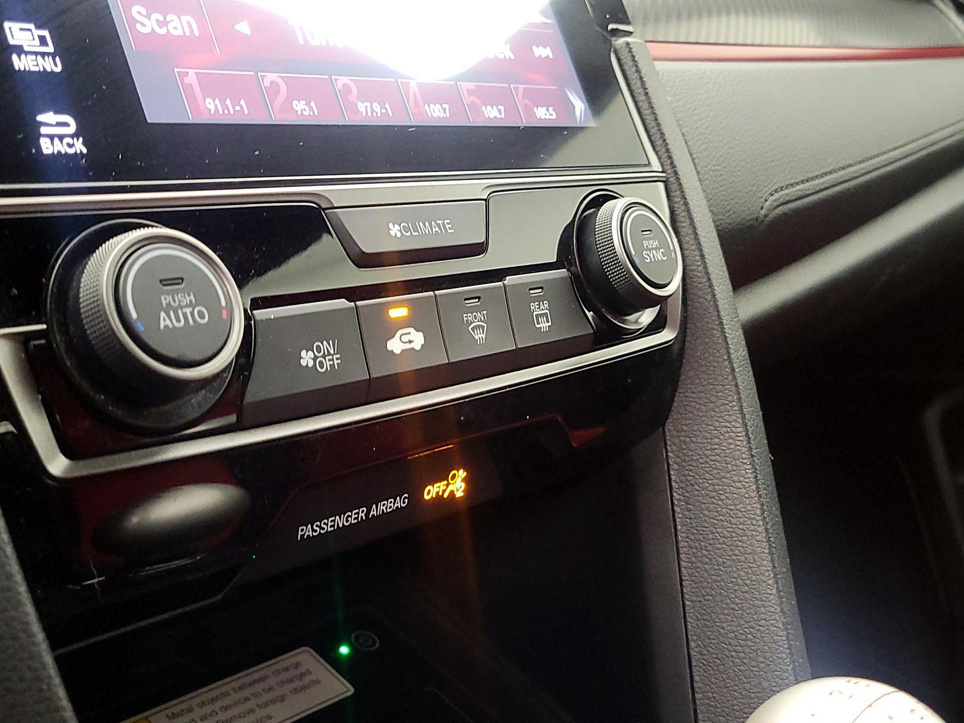 Thumbnail: 2017 Honda Civic - 16