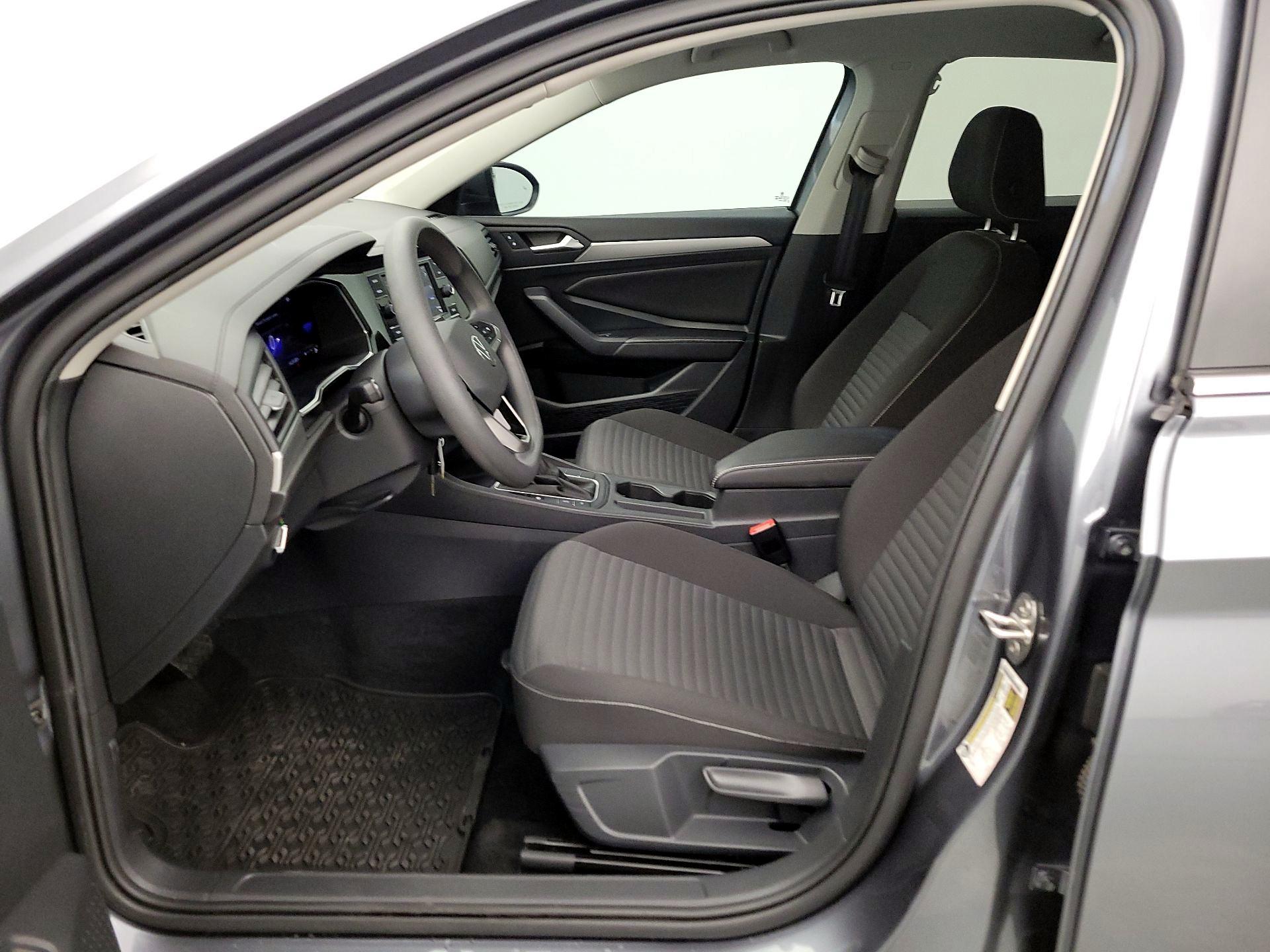 Thumbnail: 2023 Volkswagen Jetta - 11