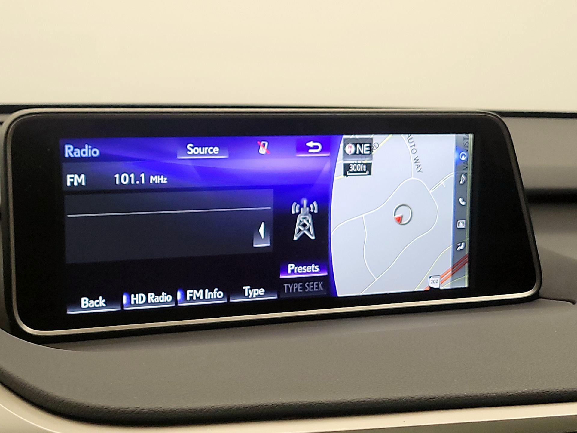 Thumbnail: 2019 Lexus RX - 16