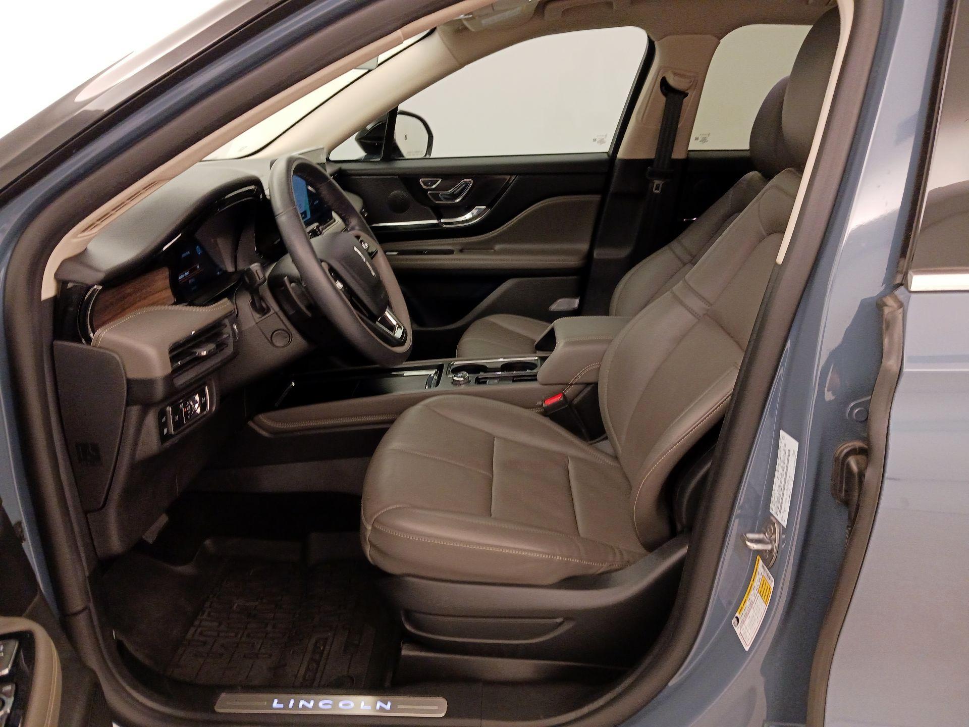 Thumbnail: 2024 Lincoln Corsair - 11