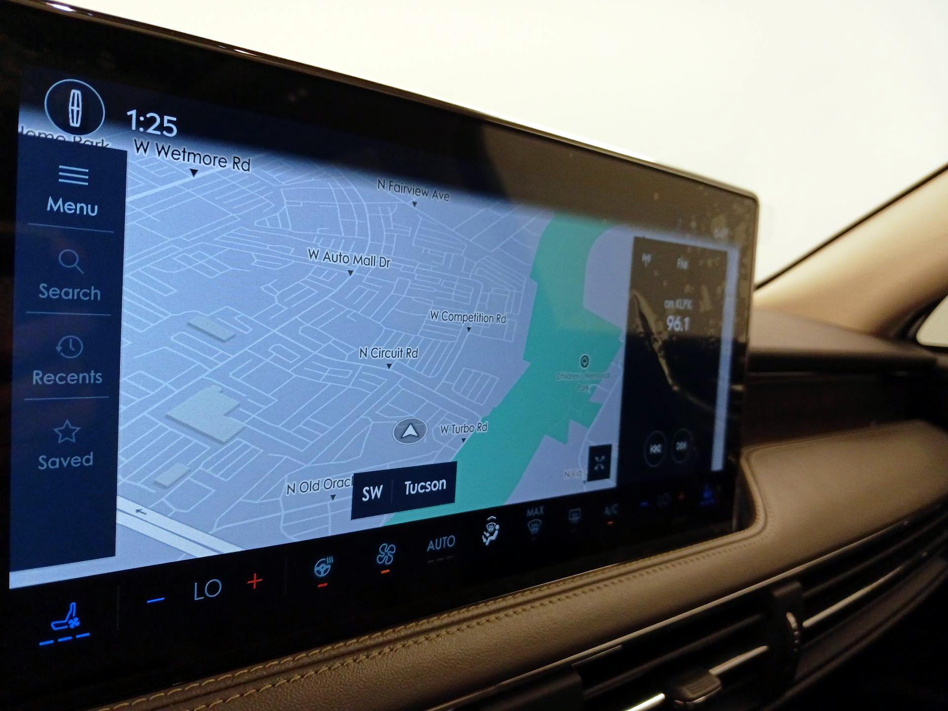 Thumbnail: 2024 Lincoln Corsair - 14