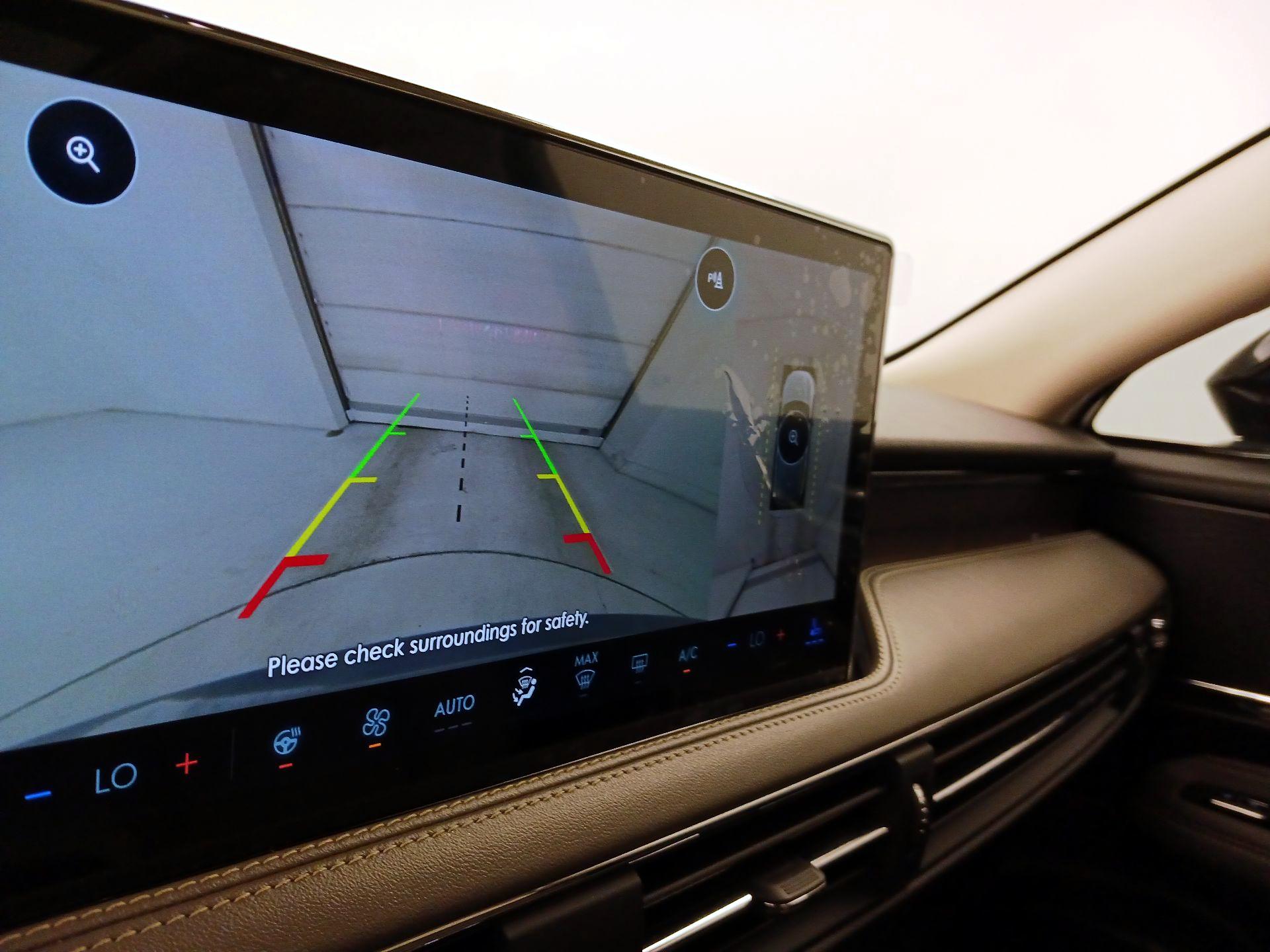 Thumbnail: 2024 Lincoln Corsair - 15