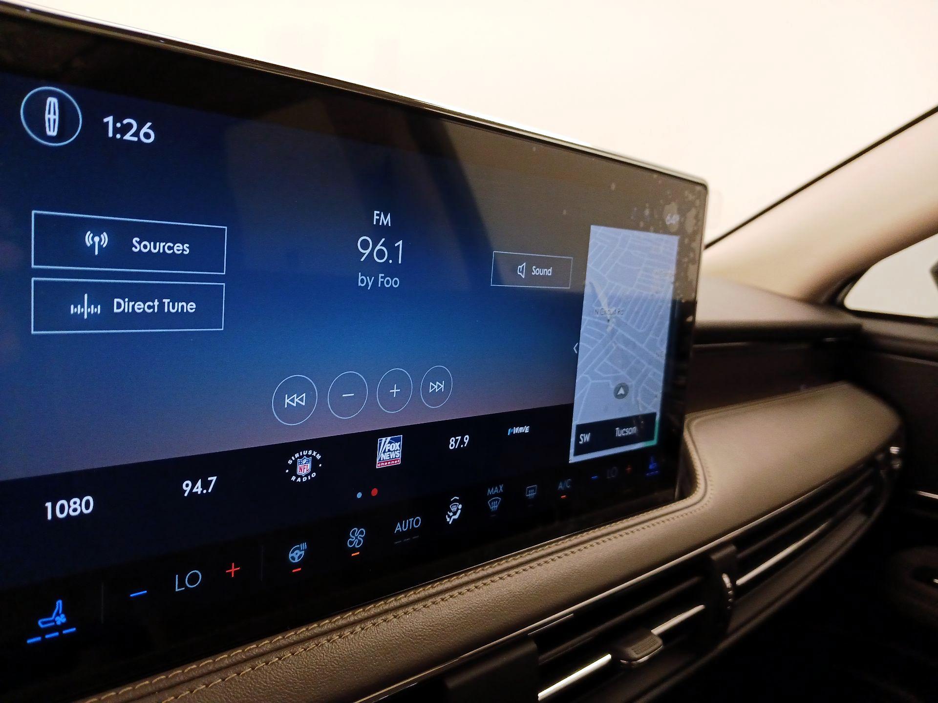 Thumbnail: 2024 Lincoln Corsair - 16