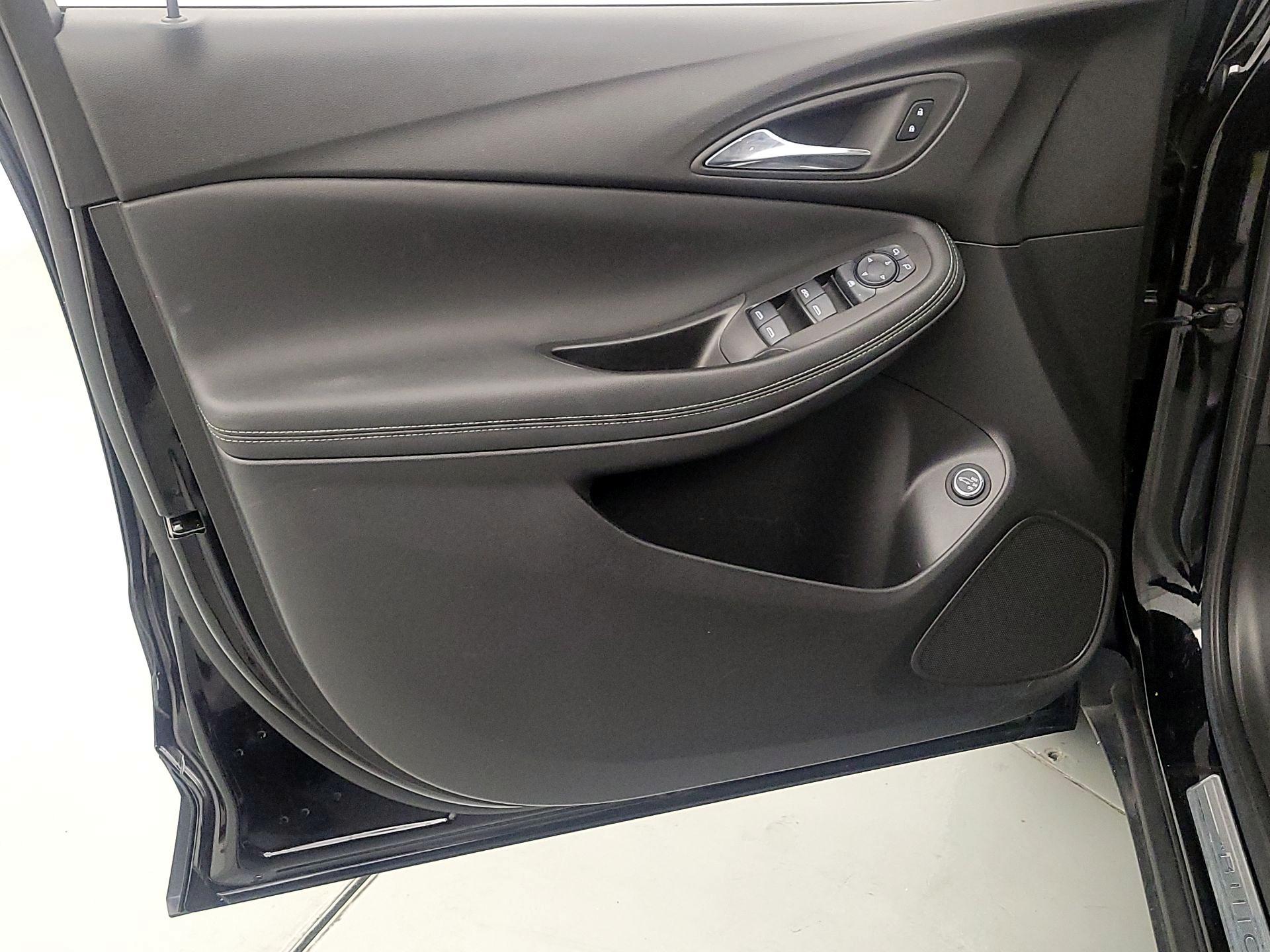 Thumbnail: 2023 Buick Encore GX - 12