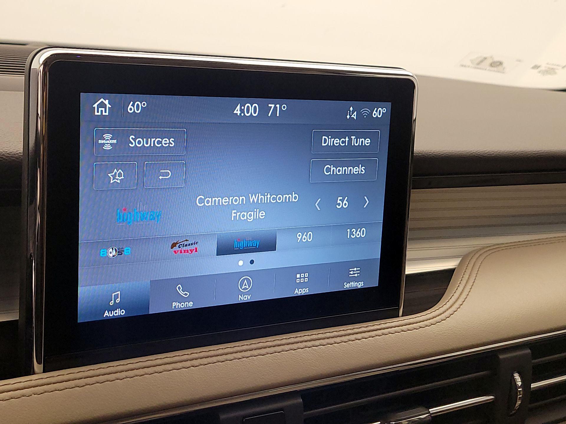 Thumbnail: 2021 Lincoln Corsair - 16