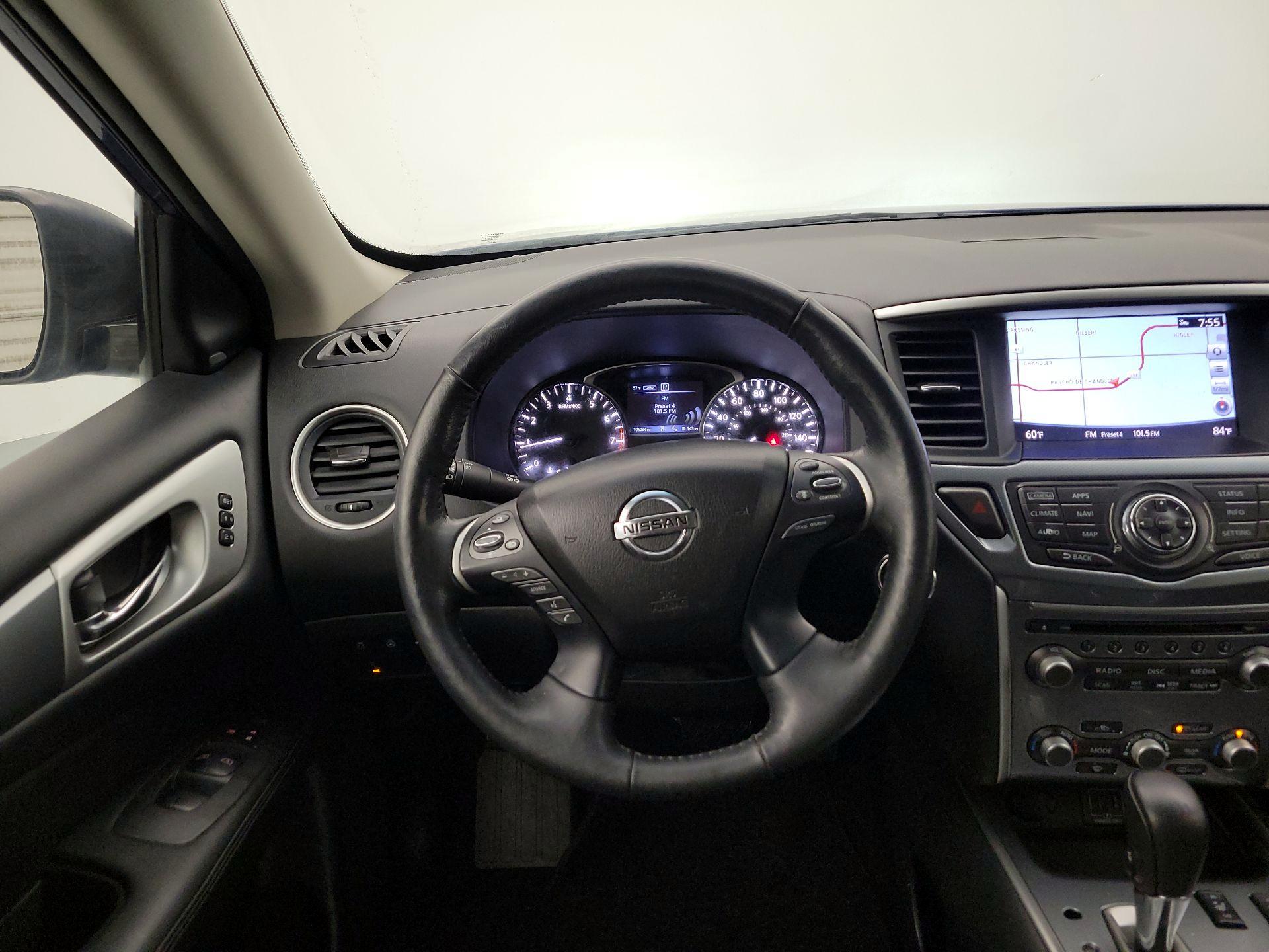 Thumbnail: 2019 Nissan Pathfinder - 10