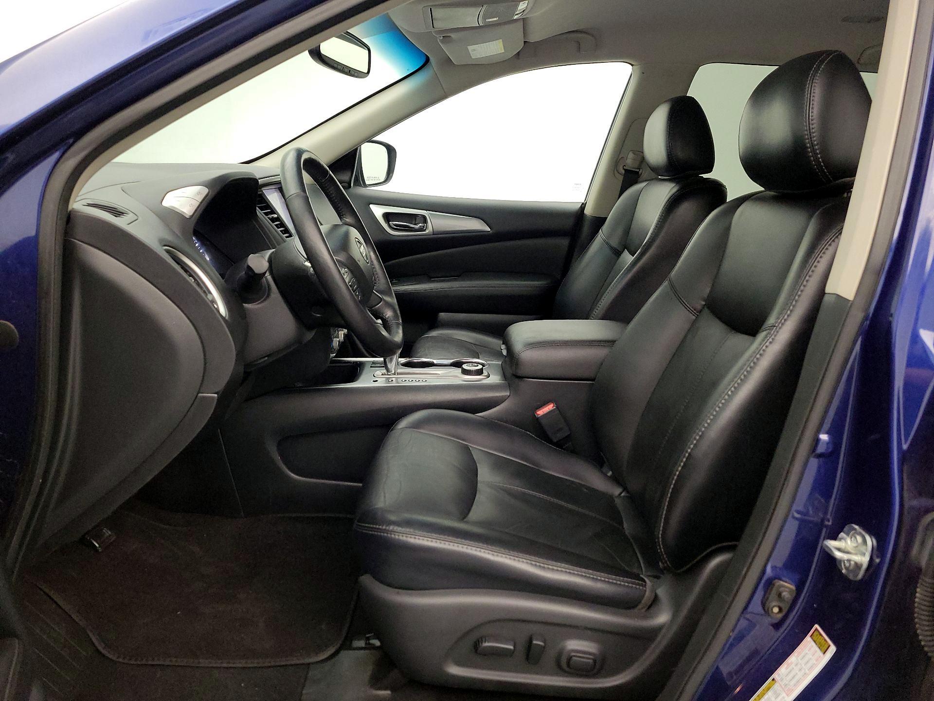 Thumbnail: 2019 Nissan Pathfinder - 11