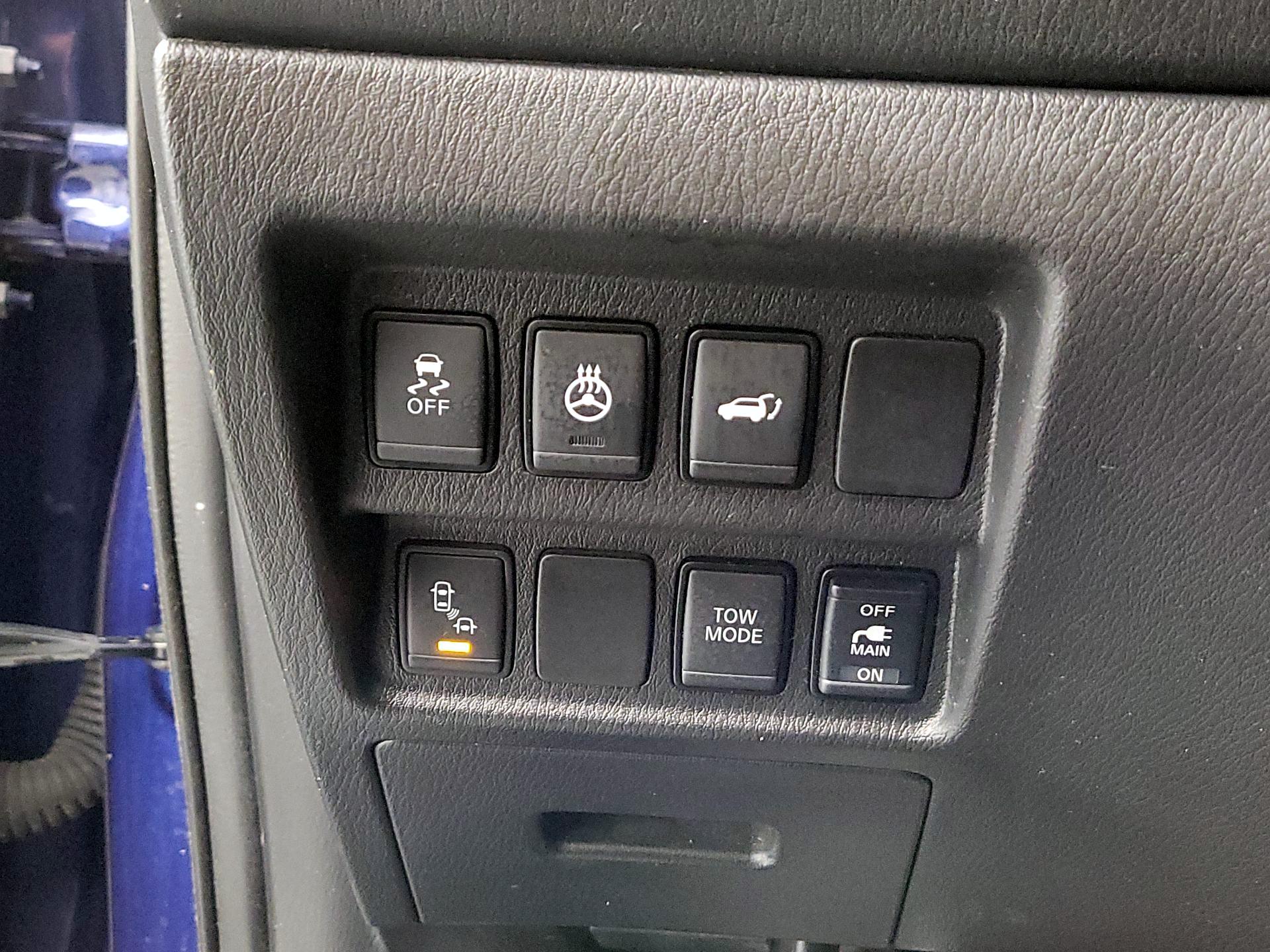 Thumbnail: 2019 Nissan Pathfinder - 13