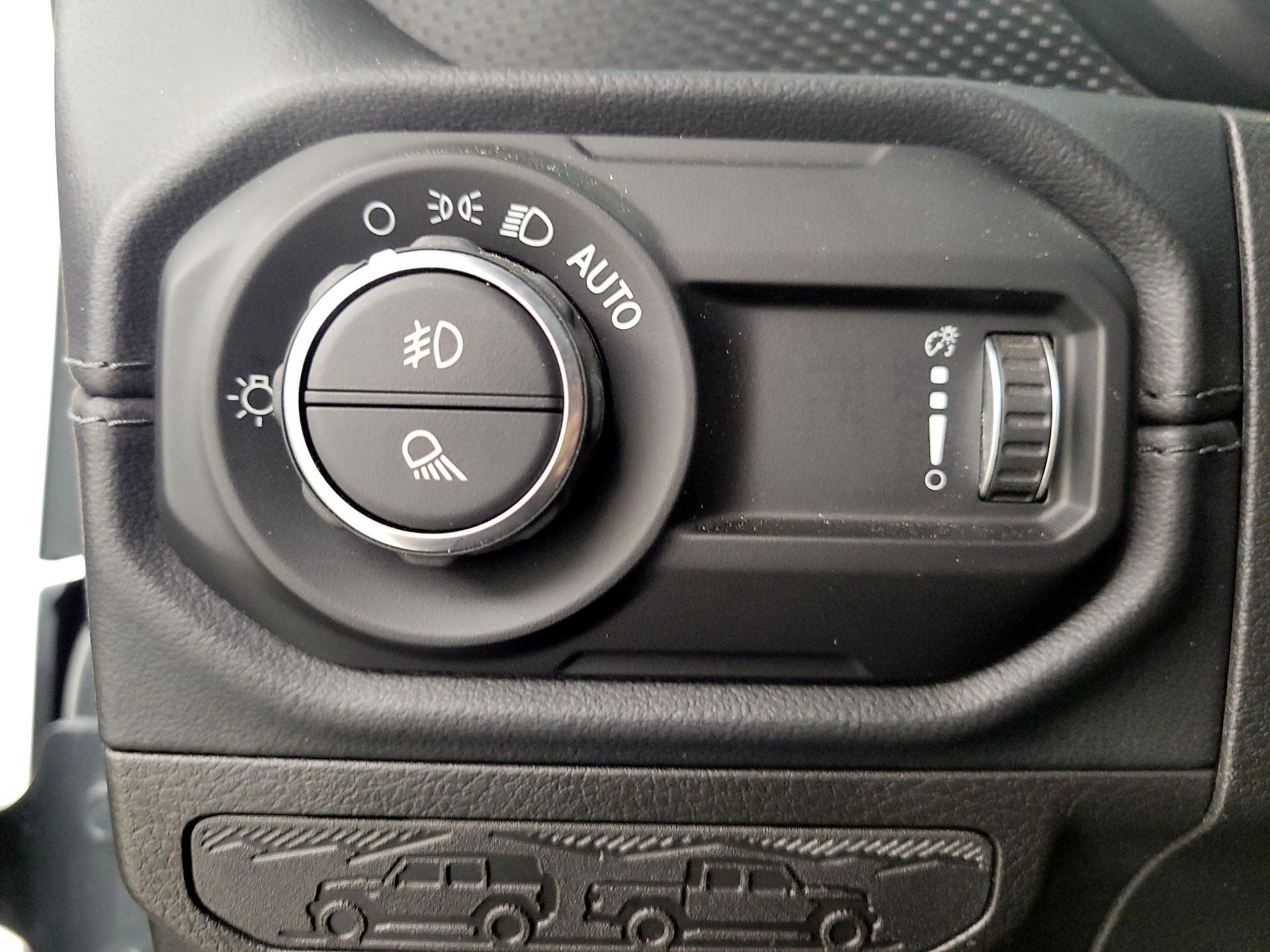 Thumbnail: 2024 Jeep Gladiator - 13