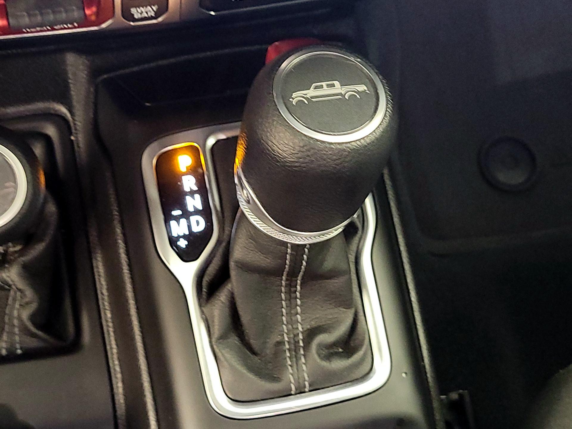 Thumbnail: 2024 Jeep Gladiator - 16