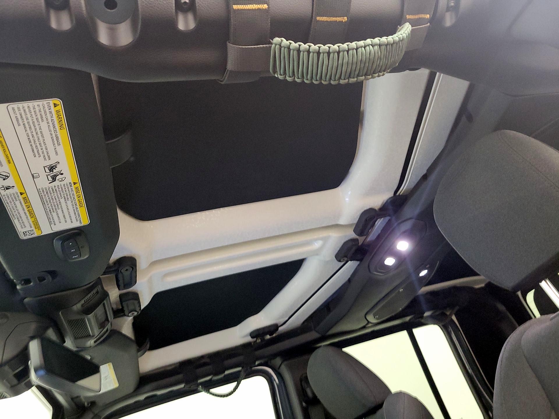 Thumbnail: 2024 Jeep Gladiator - 17