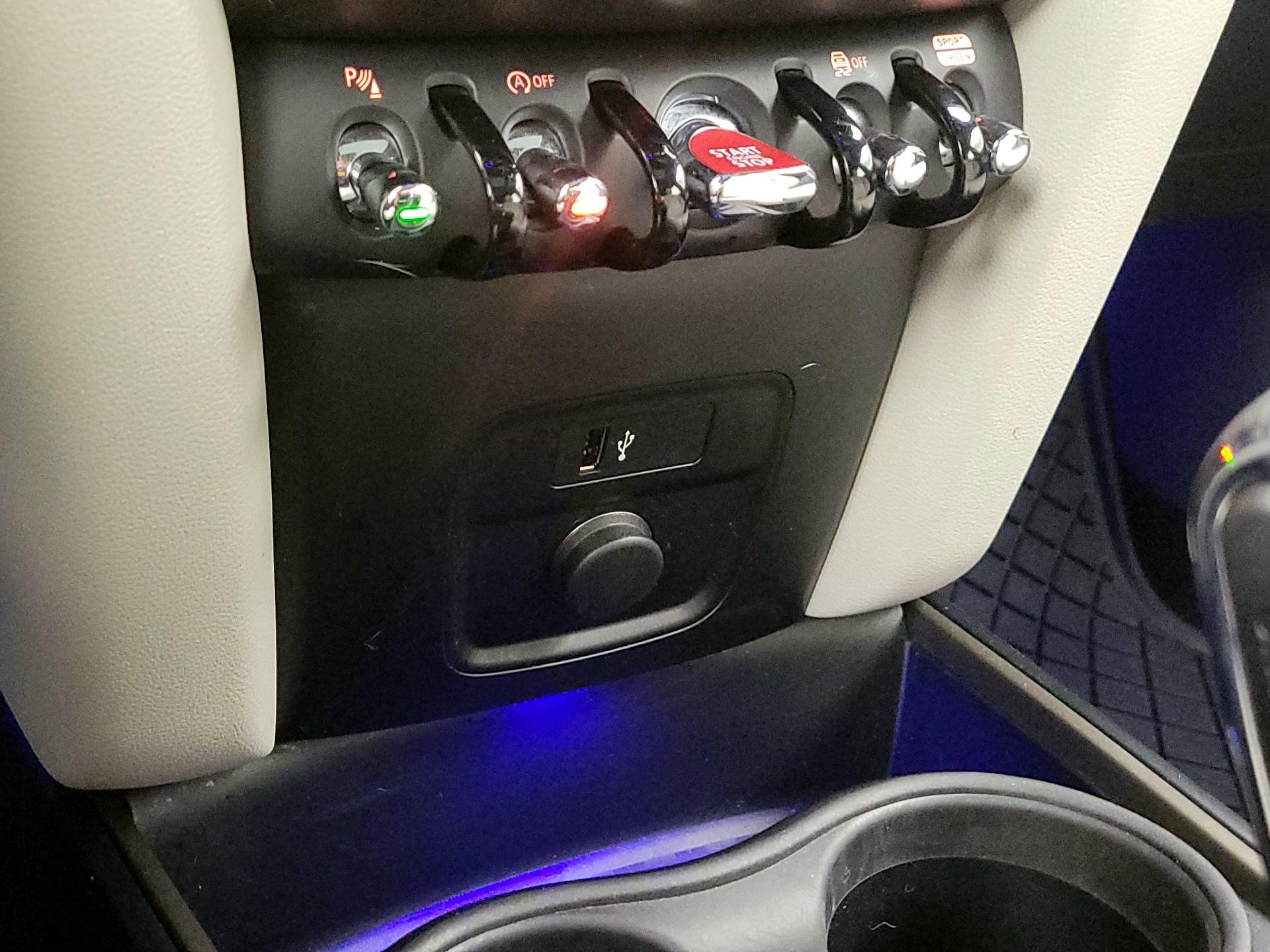 Thumbnail: 2023 MINI Cooper Countryman - 19