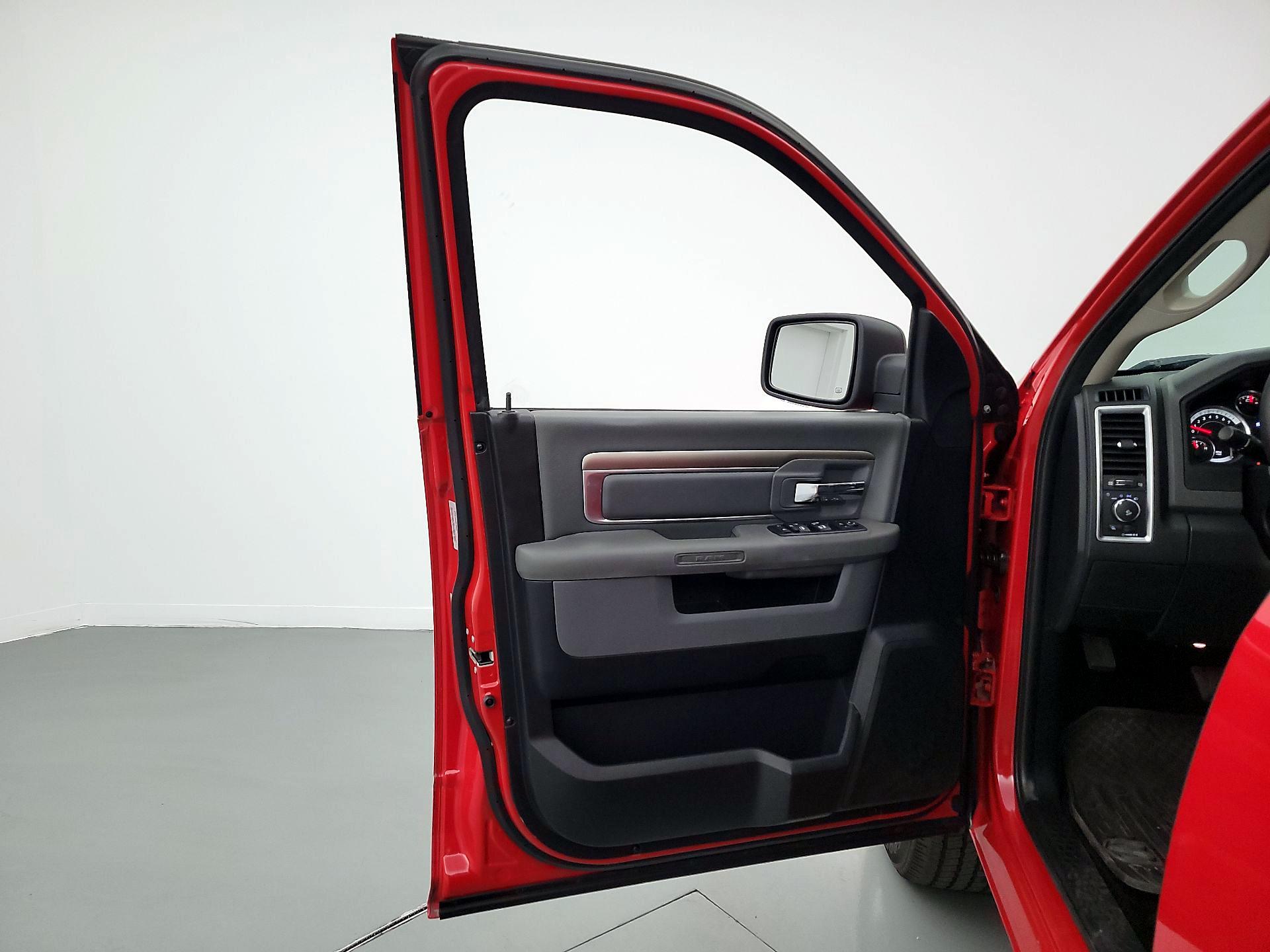 Thumbnail: 2016 RAM 1500 - 12