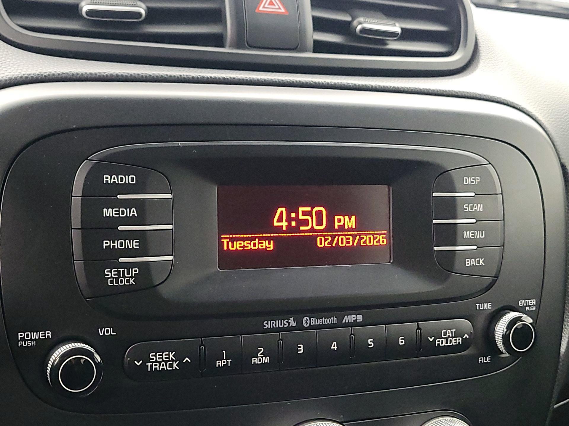 Thumbnail: 2015 Kia Soul - 14