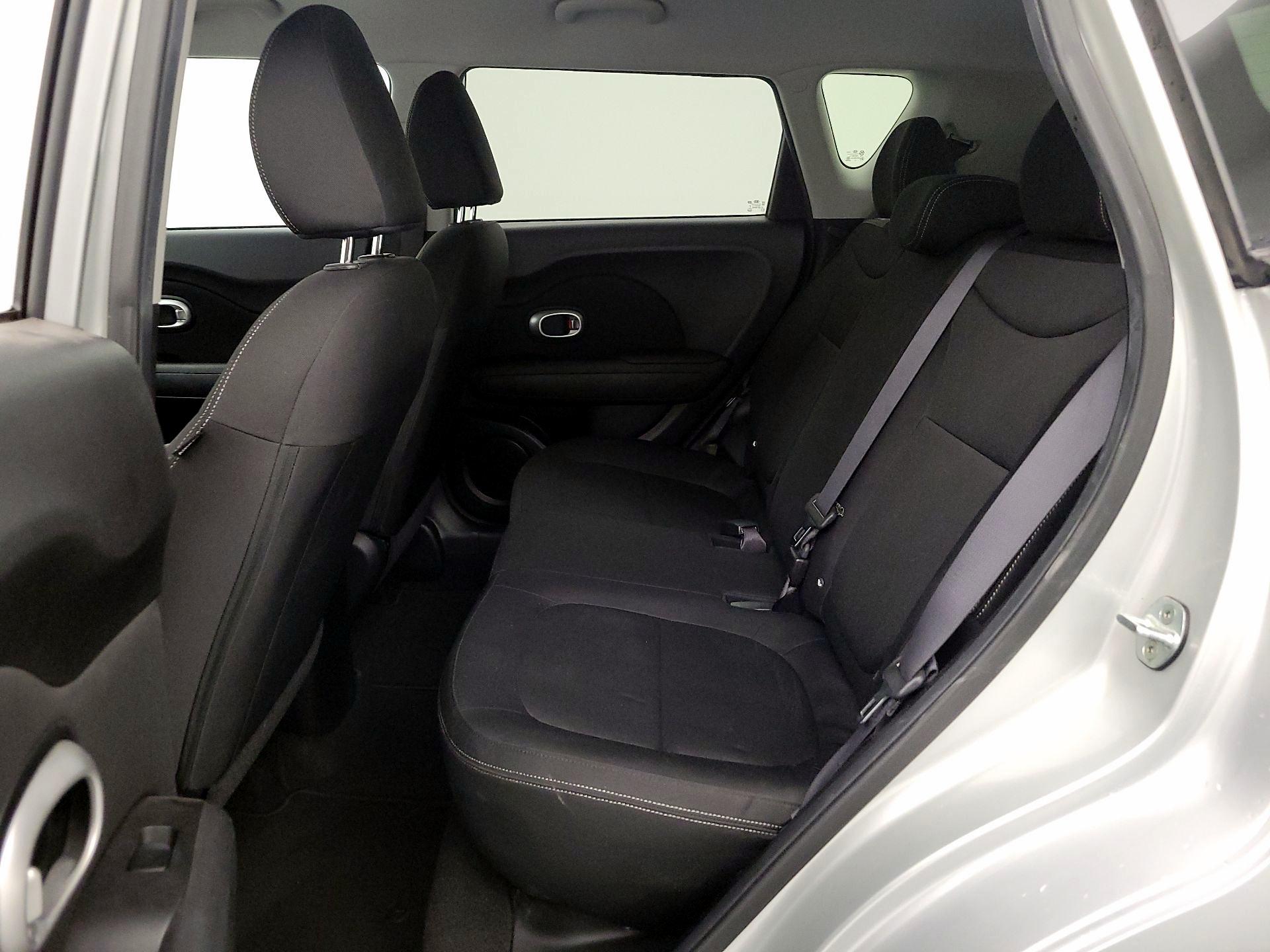 Thumbnail: 2015 Kia Soul - 18