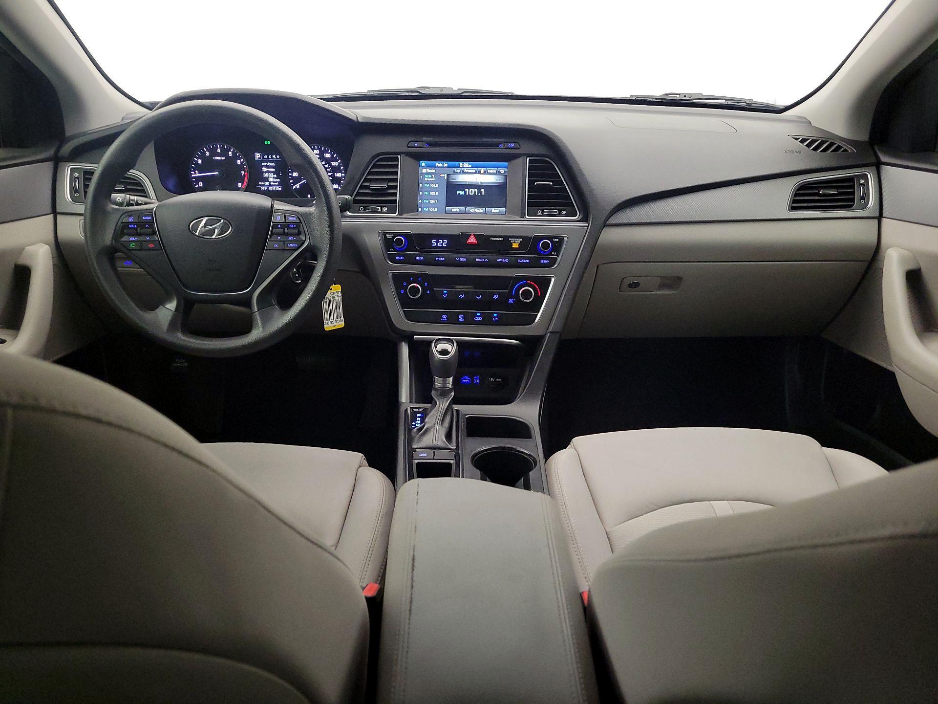 Thumbnail: 2017 Hyundai Sonata - 9