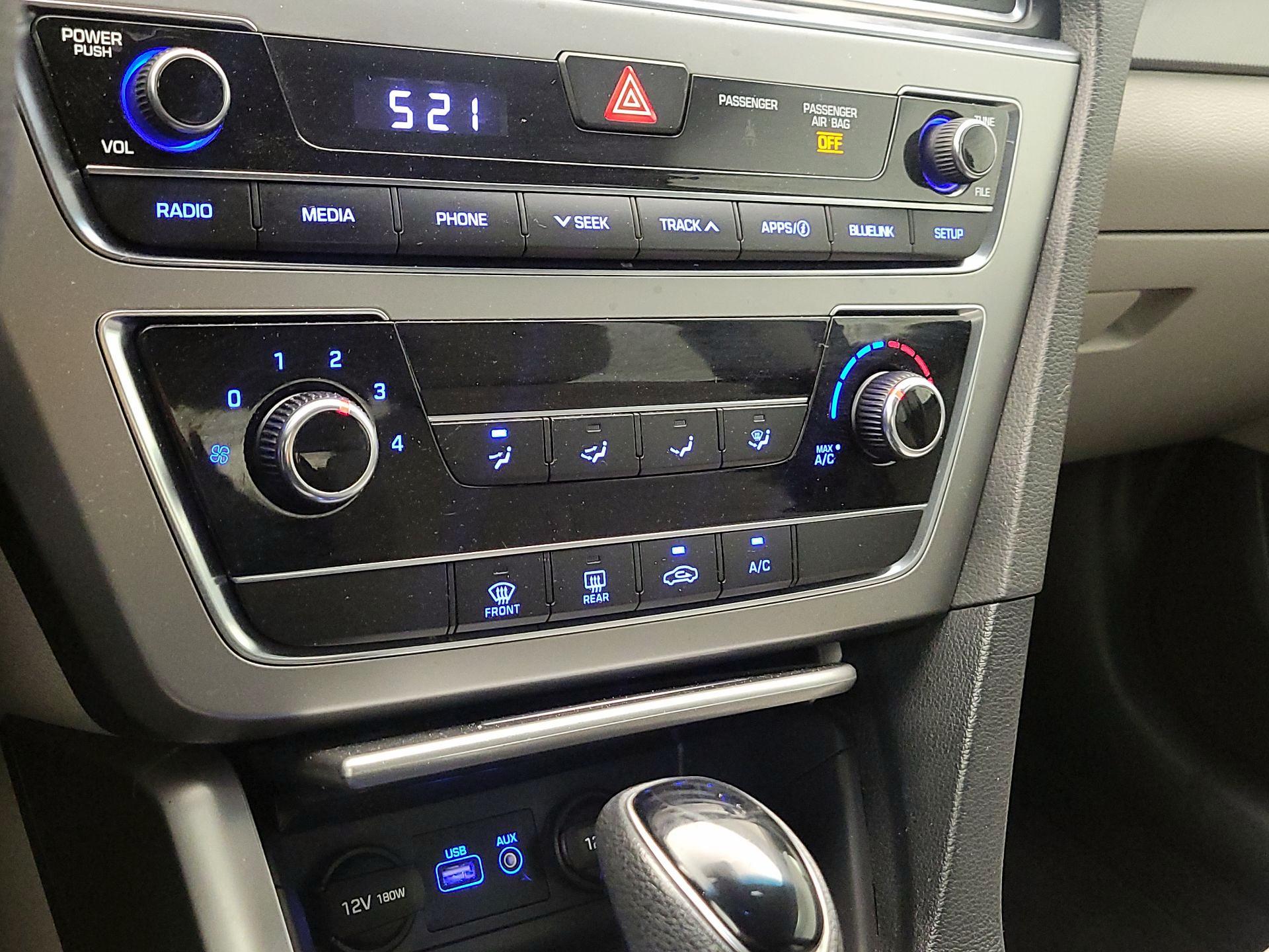 Thumbnail: 2017 Hyundai Sonata - 16