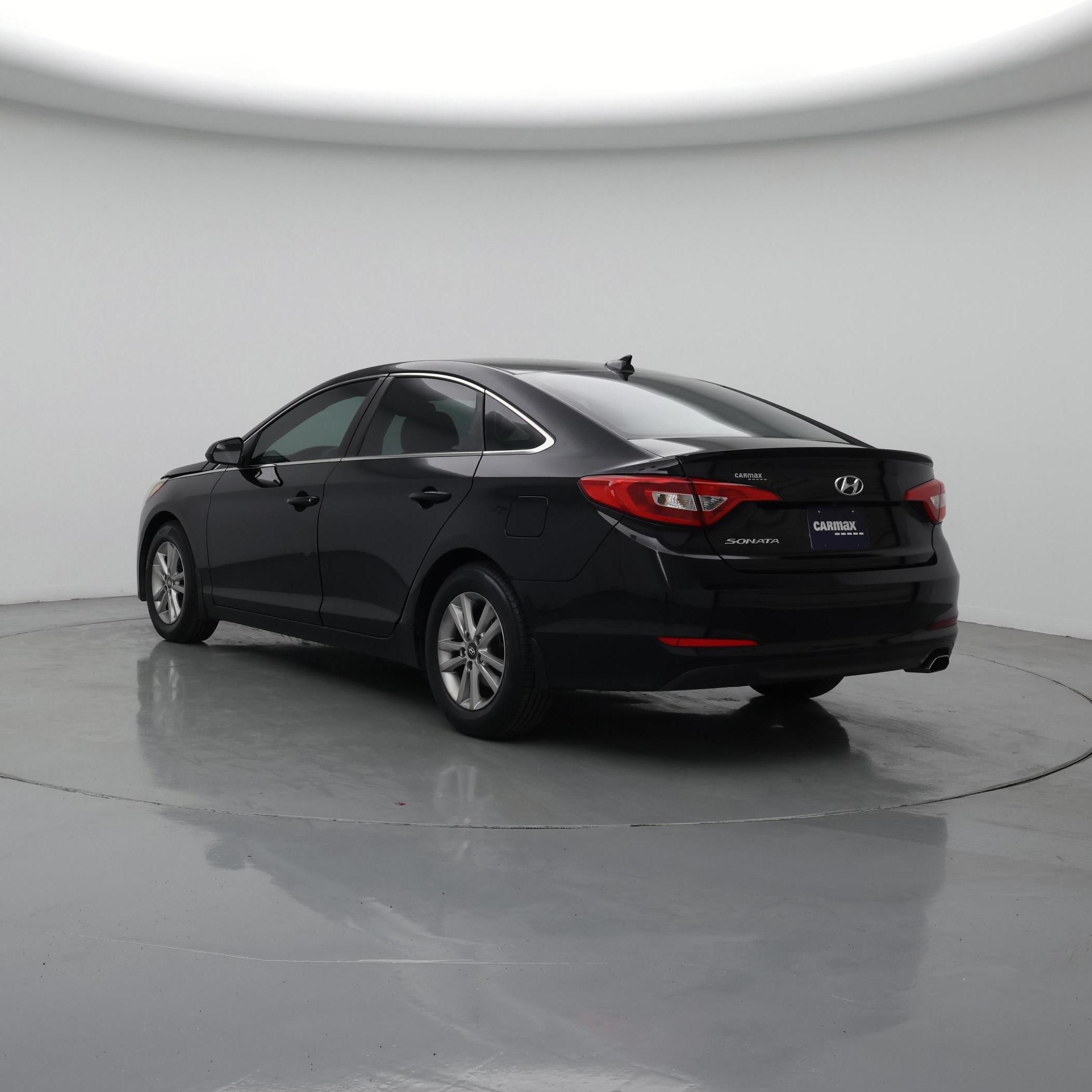 Thumbnail: 2017 Hyundai Sonata - 2