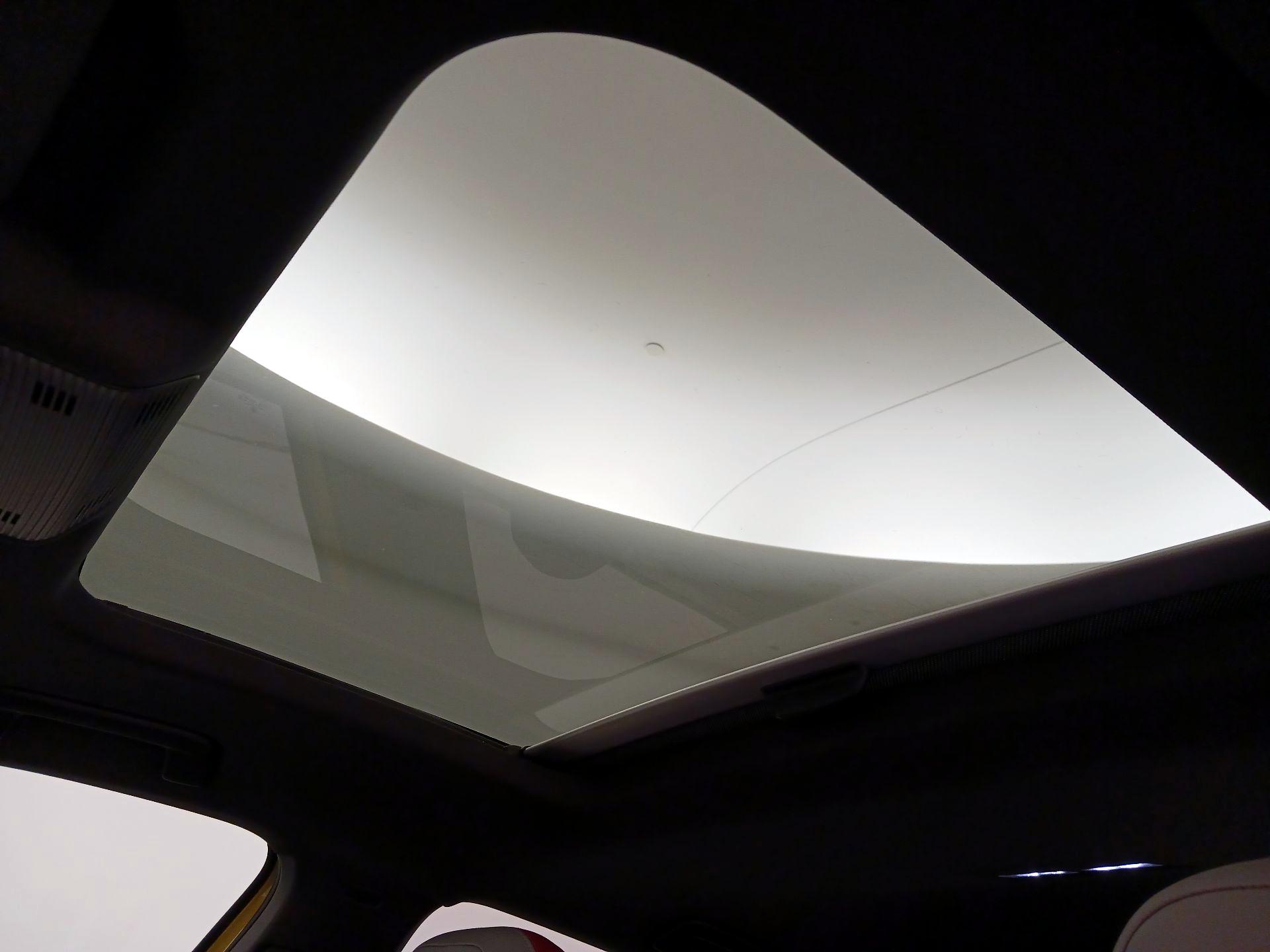 Thumbnail: 2022 Volkswagen Golf - 20