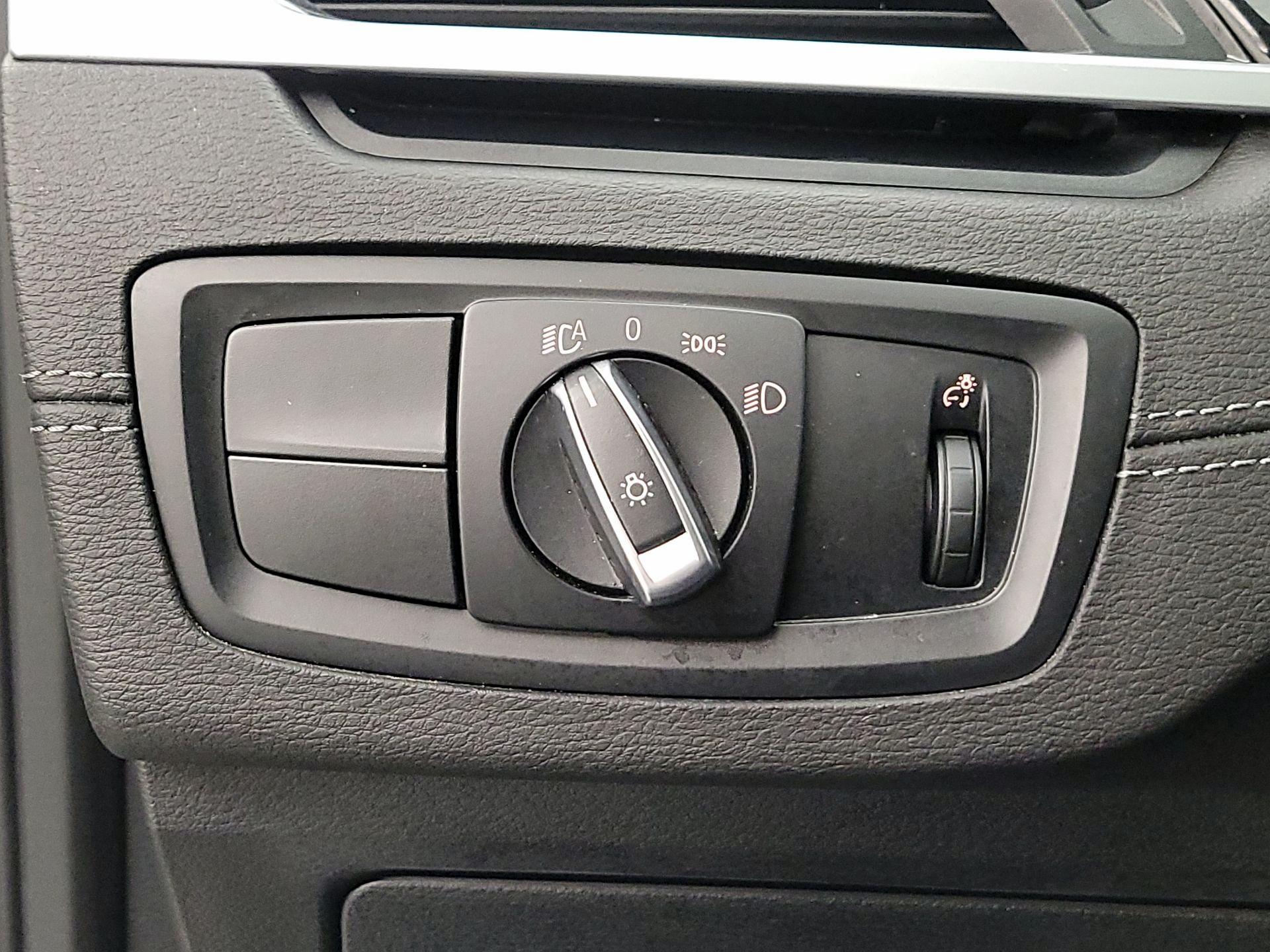 Thumbnail: 2021 BMW X1 - 13