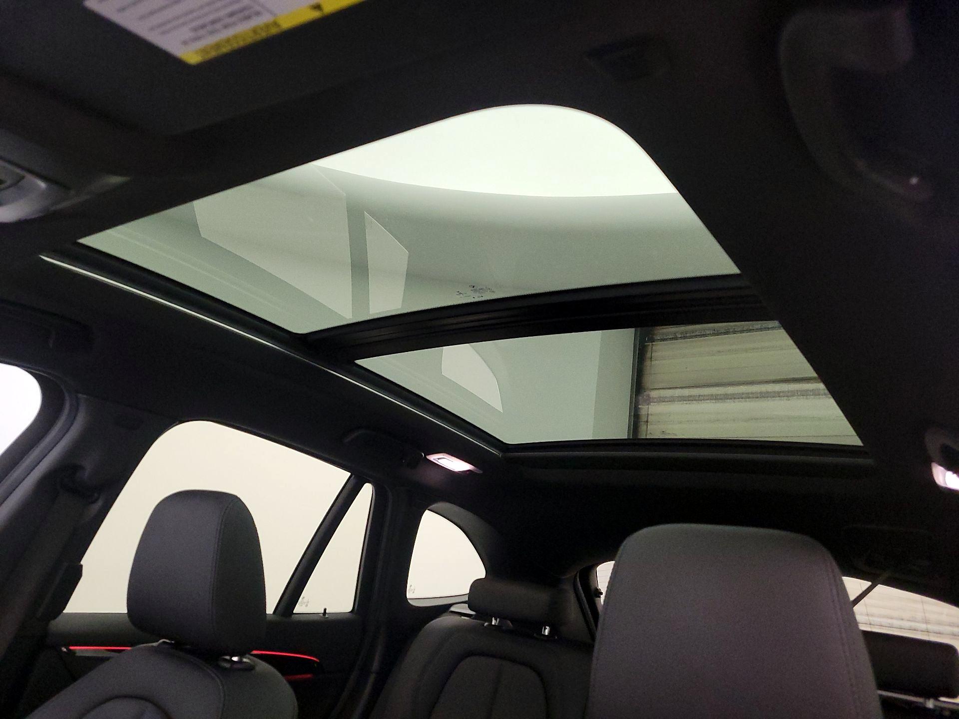 Thumbnail: 2021 BMW X1 - 20