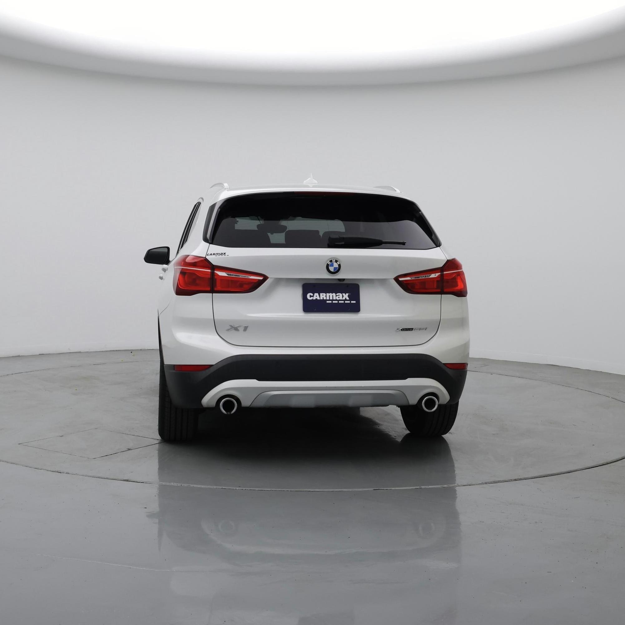 Thumbnail: 2021 BMW X1 - 6