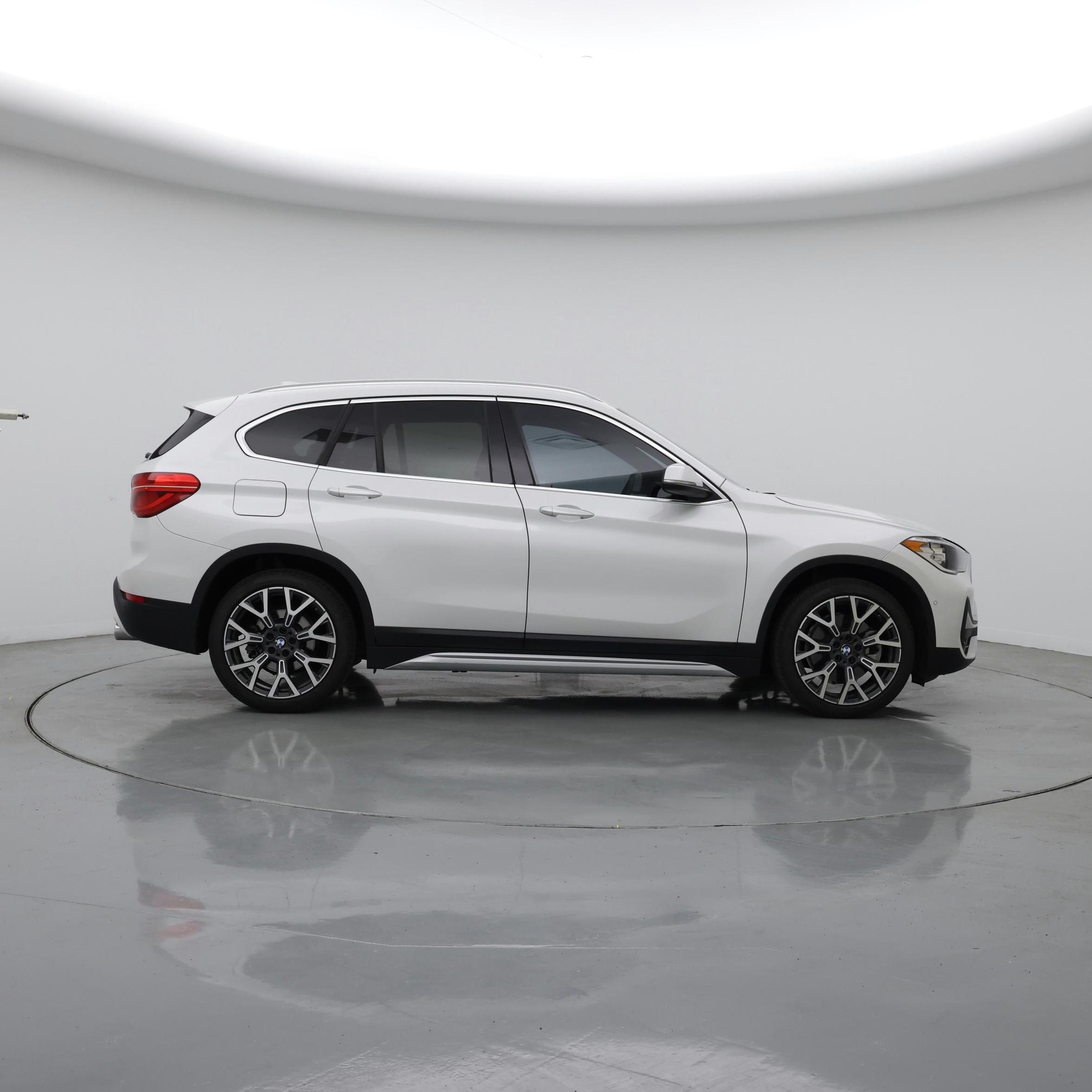 Thumbnail: 2021 BMW X1 - 7