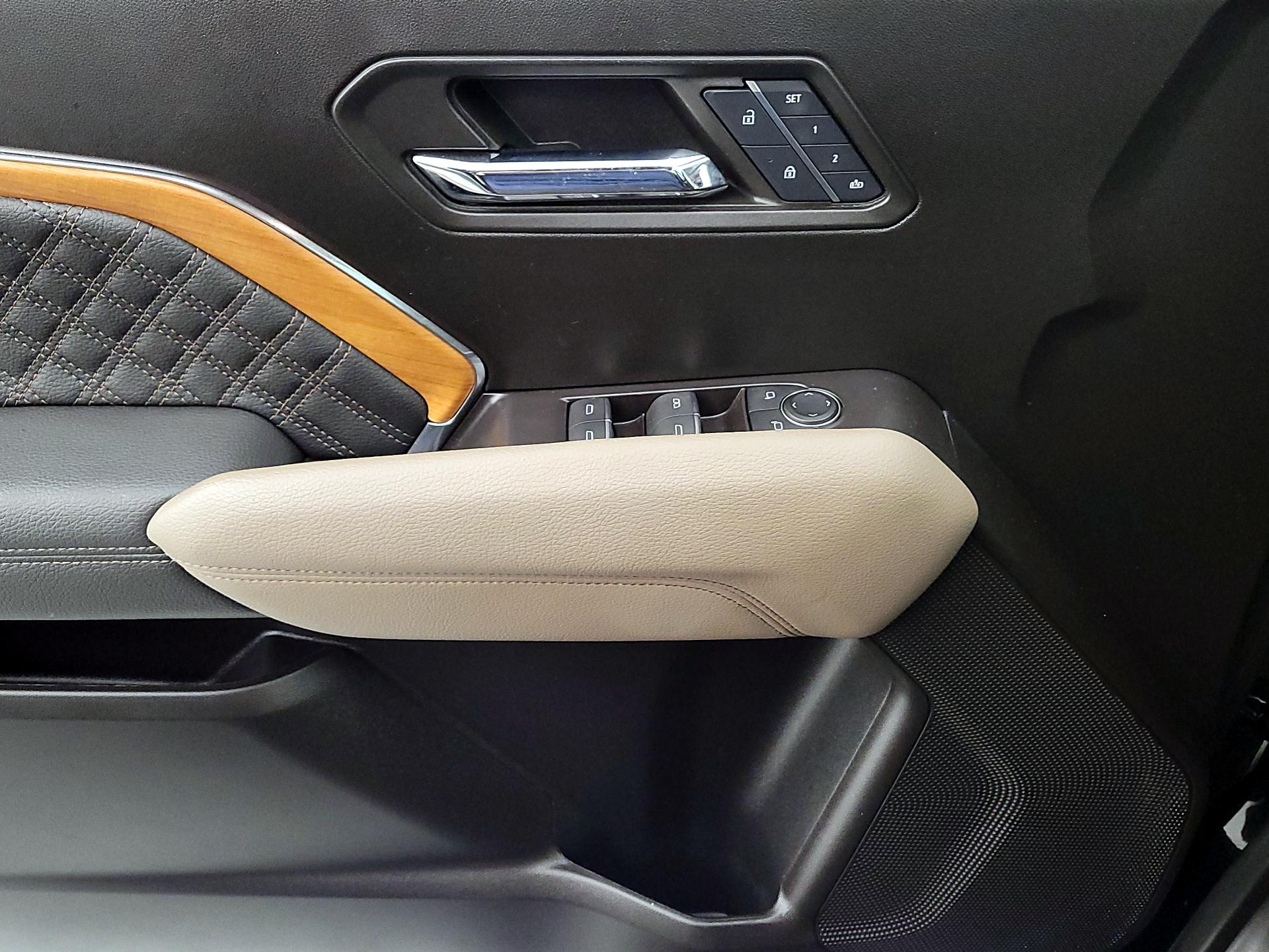 Thumbnail: 2024 GMC Canyon - 12