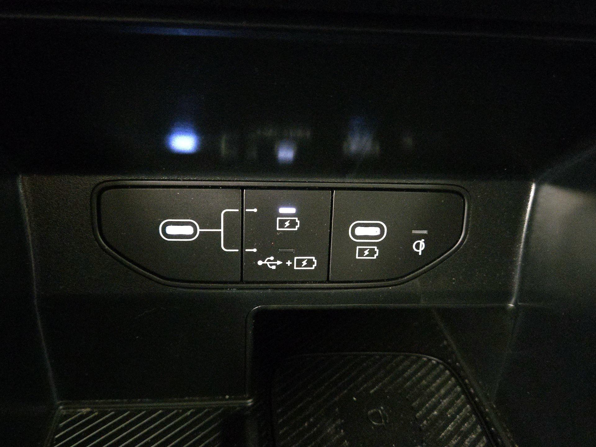 Thumbnail: 2024 Kia Sorento - 19