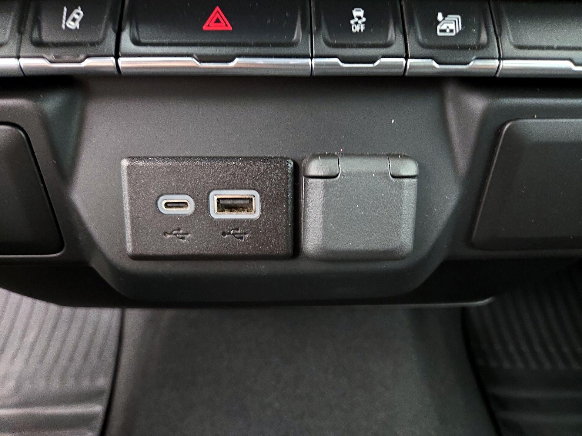 Thumbnail: 2024 Chevrolet Silverado 2500 - 18