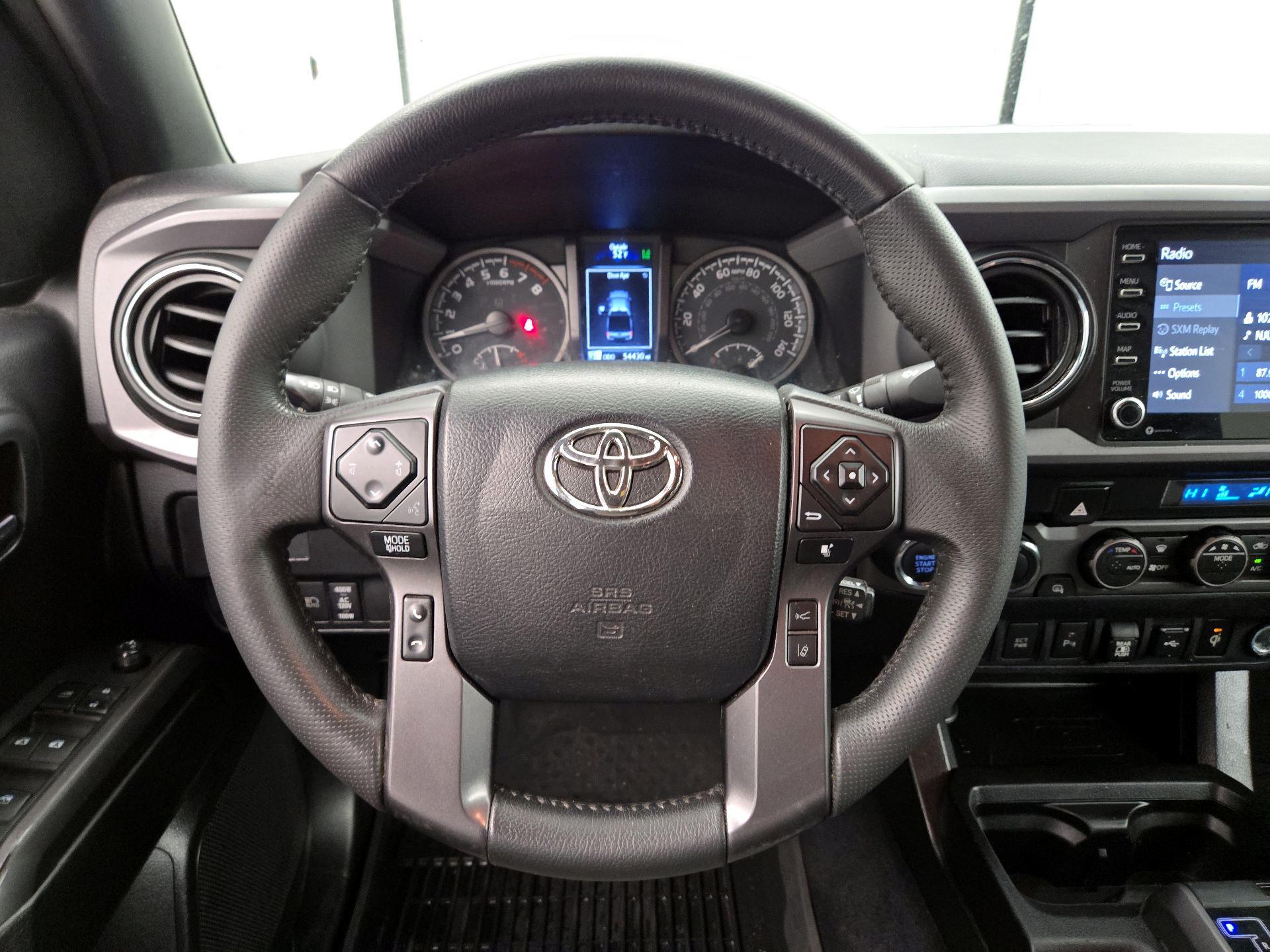 Thumbnail: 2022 Toyota Tacoma - 10