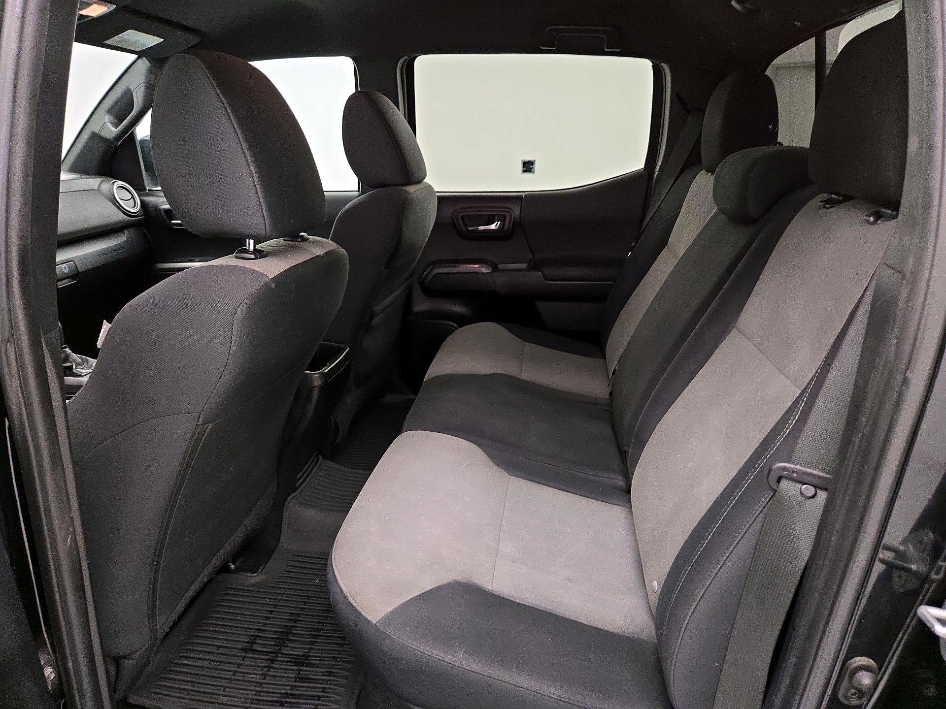 Thumbnail: 2022 Toyota Tacoma - 19