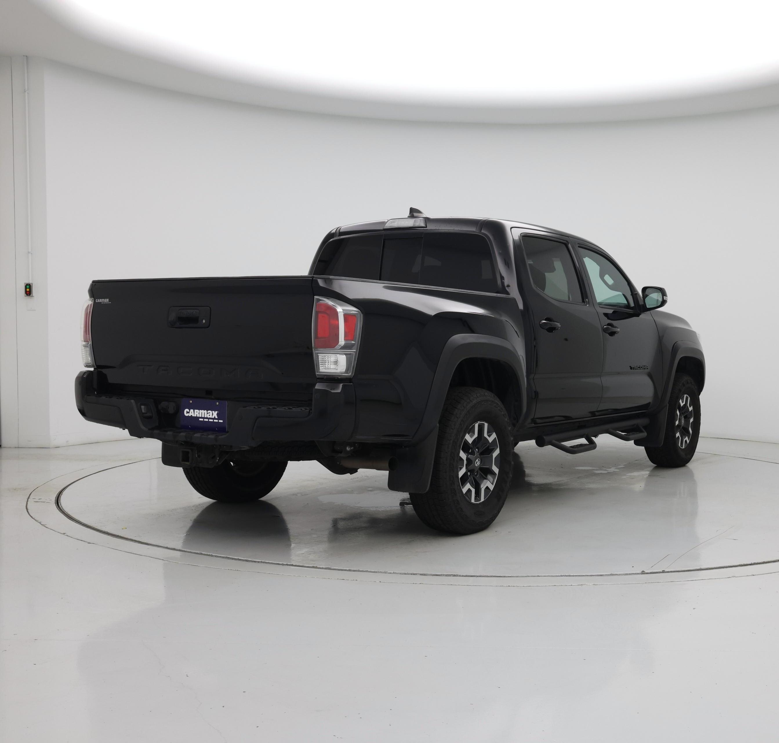 Thumbnail: 2022 Toyota Tacoma - 8