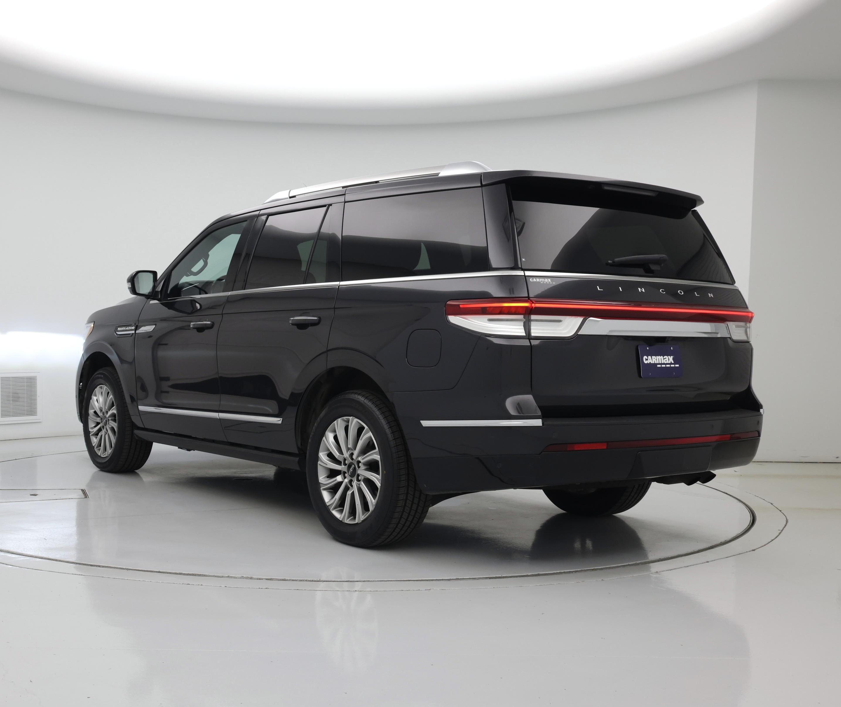 Thumbnail: 2023 Lincoln Navigator - 2