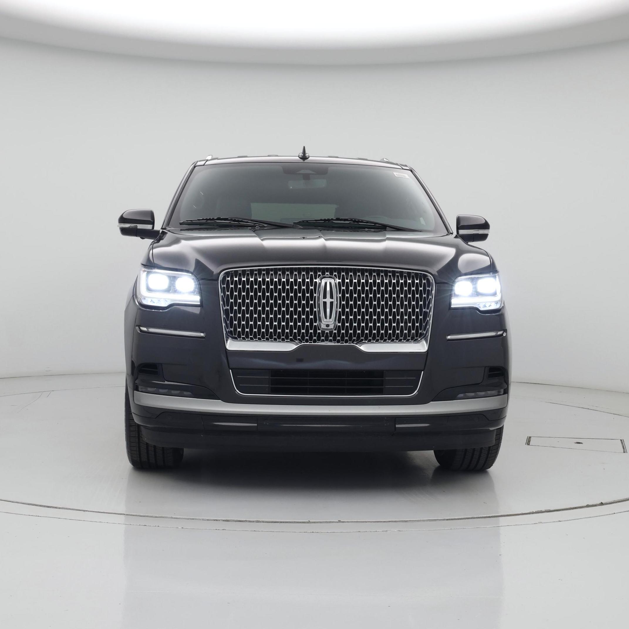 Thumbnail: 2023 Lincoln Navigator - 5
